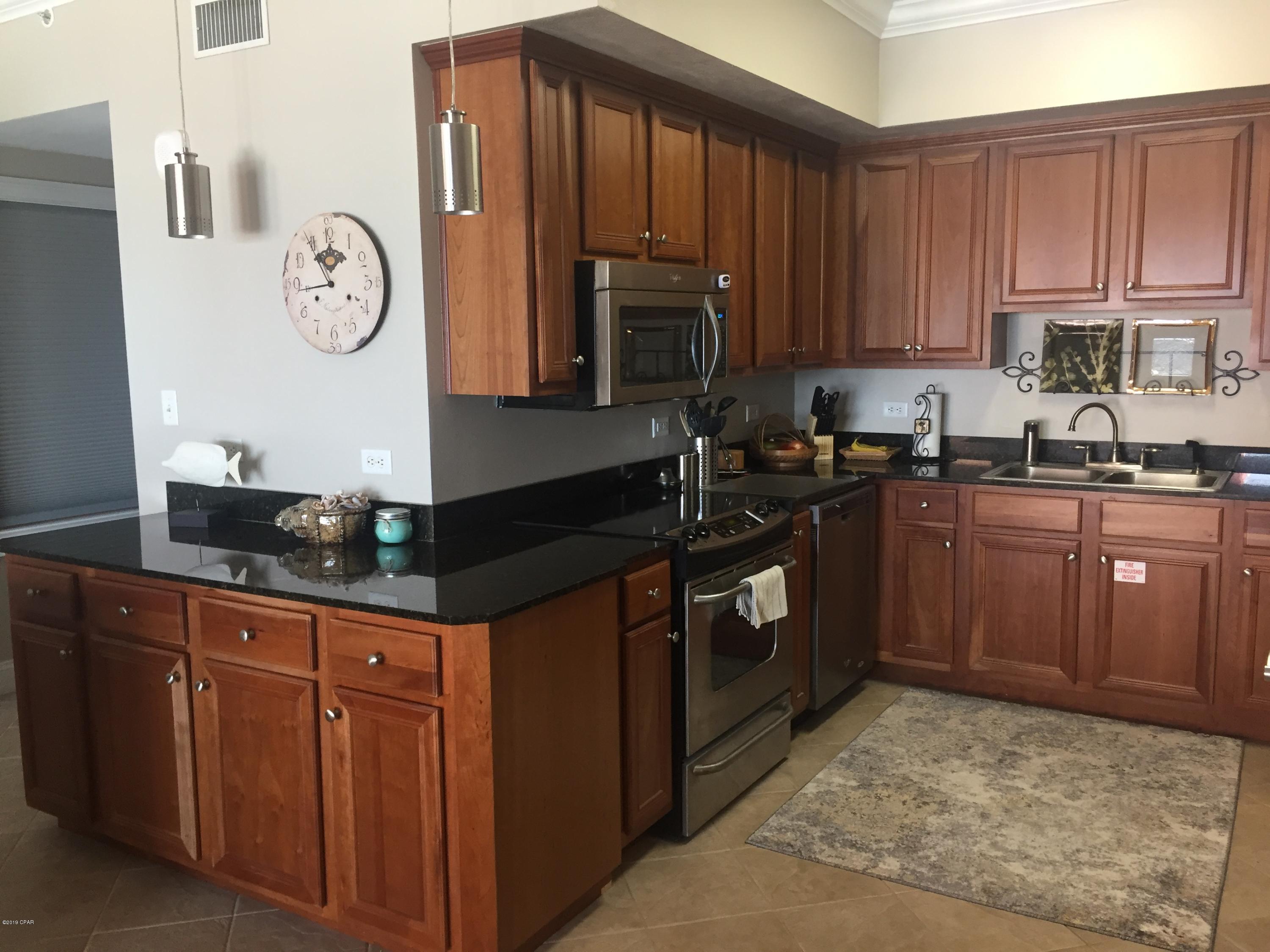 Paradise Shores - Residential