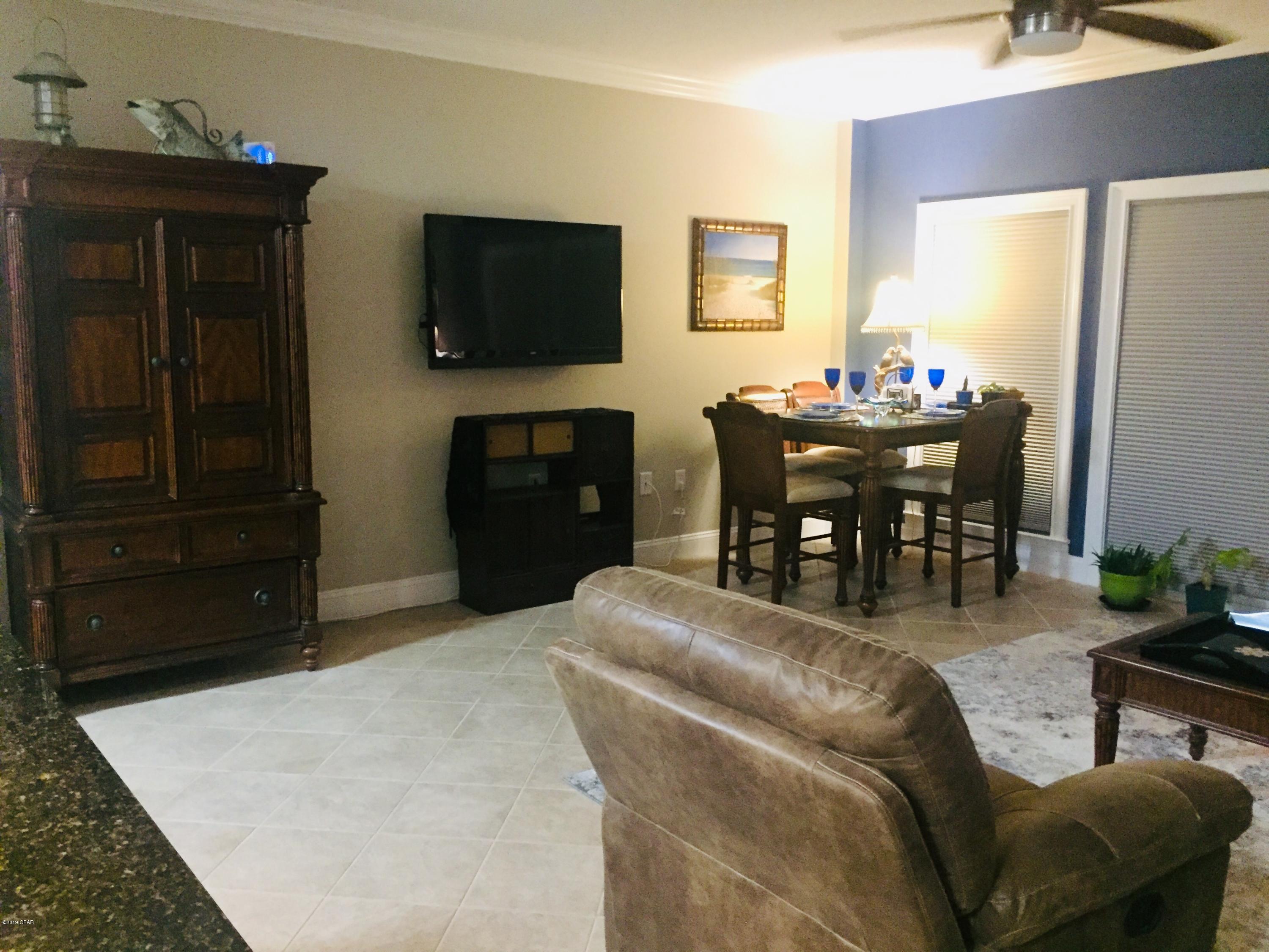 Paradise Shores - Residential