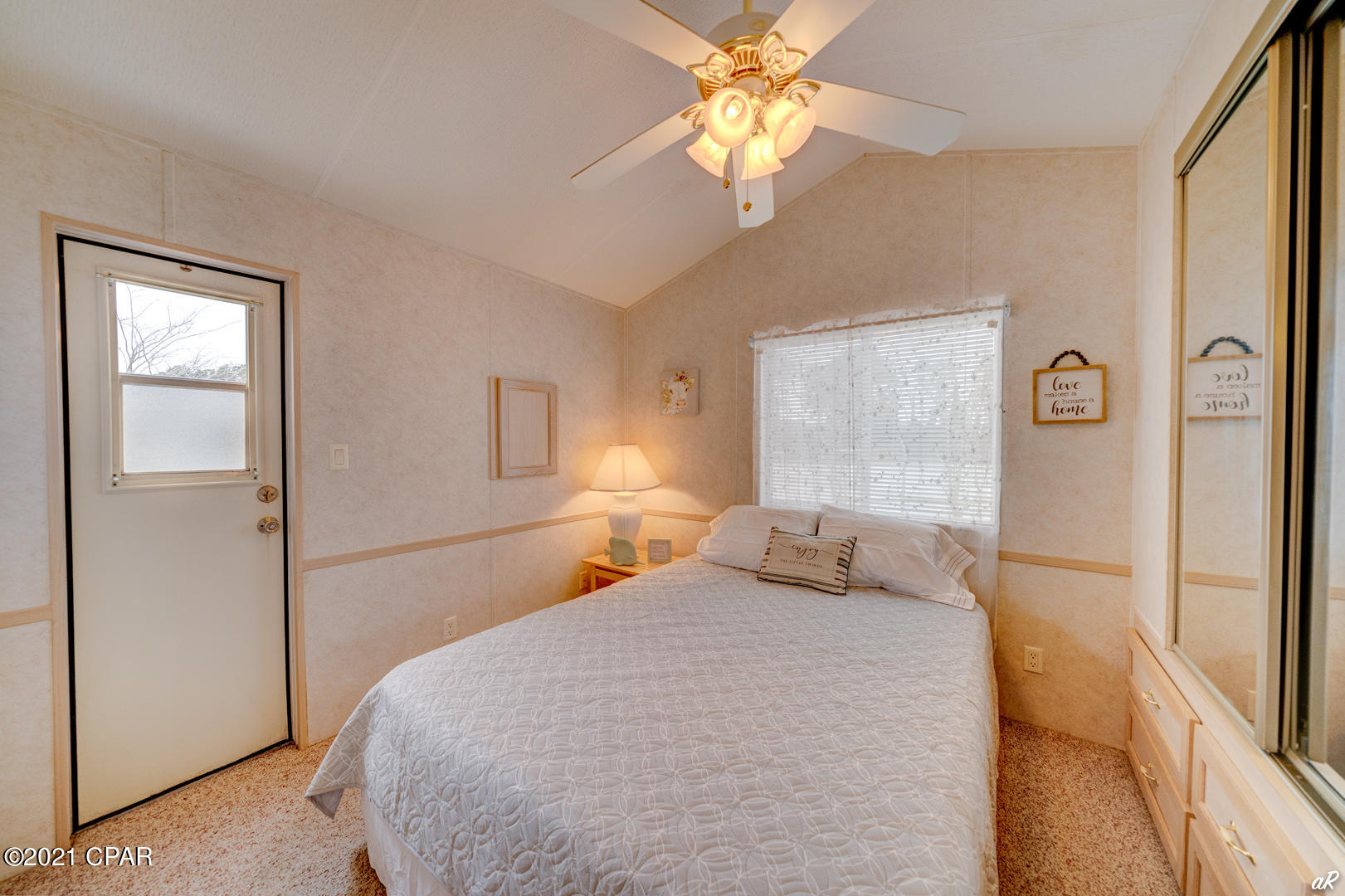 Emerald Pointe Resort - Residential