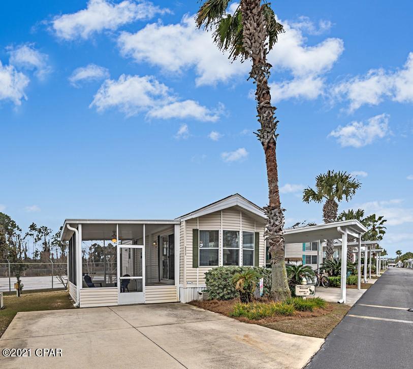 Emerald Pointe Resort - Residential