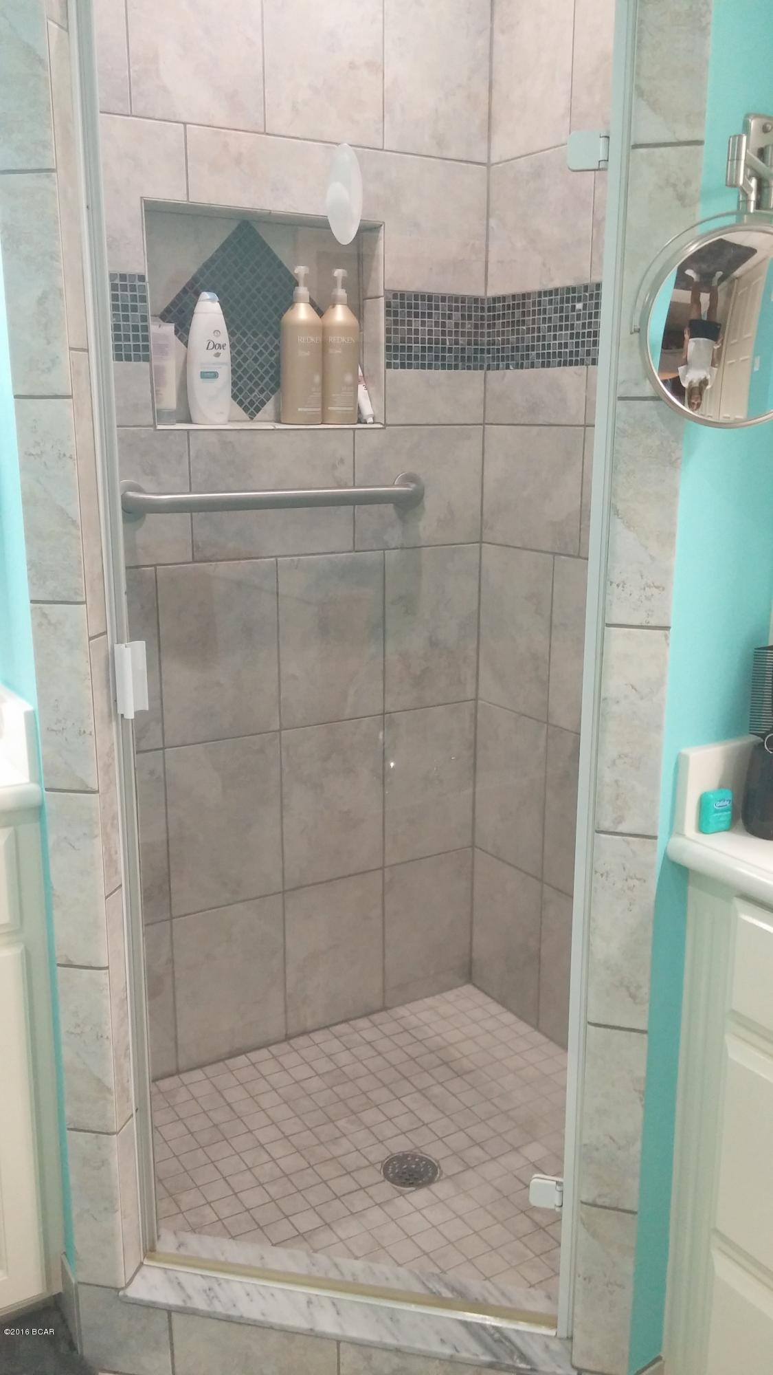 Oaks Plantation - Residential