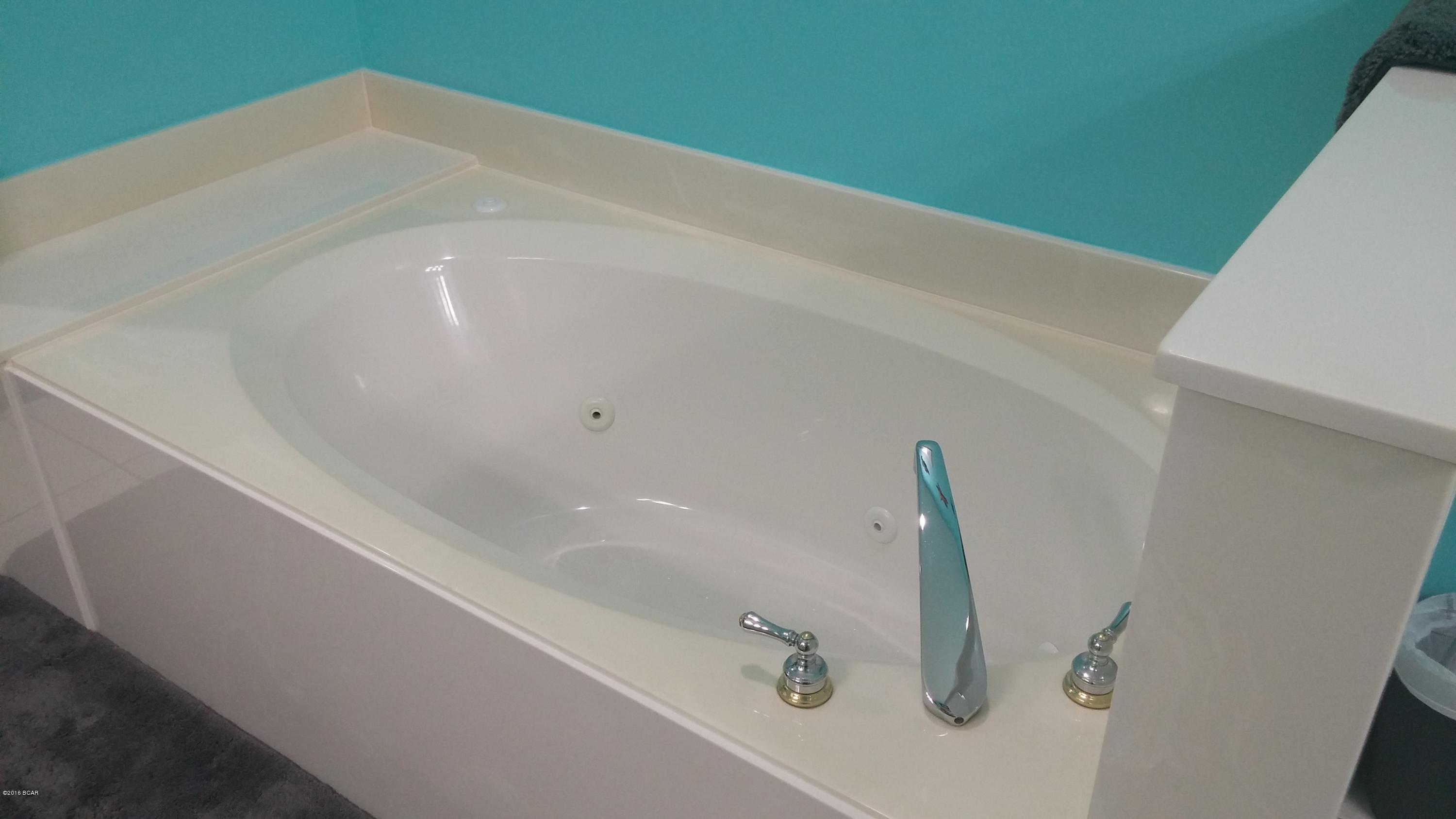 Oaks Plantation - Residential