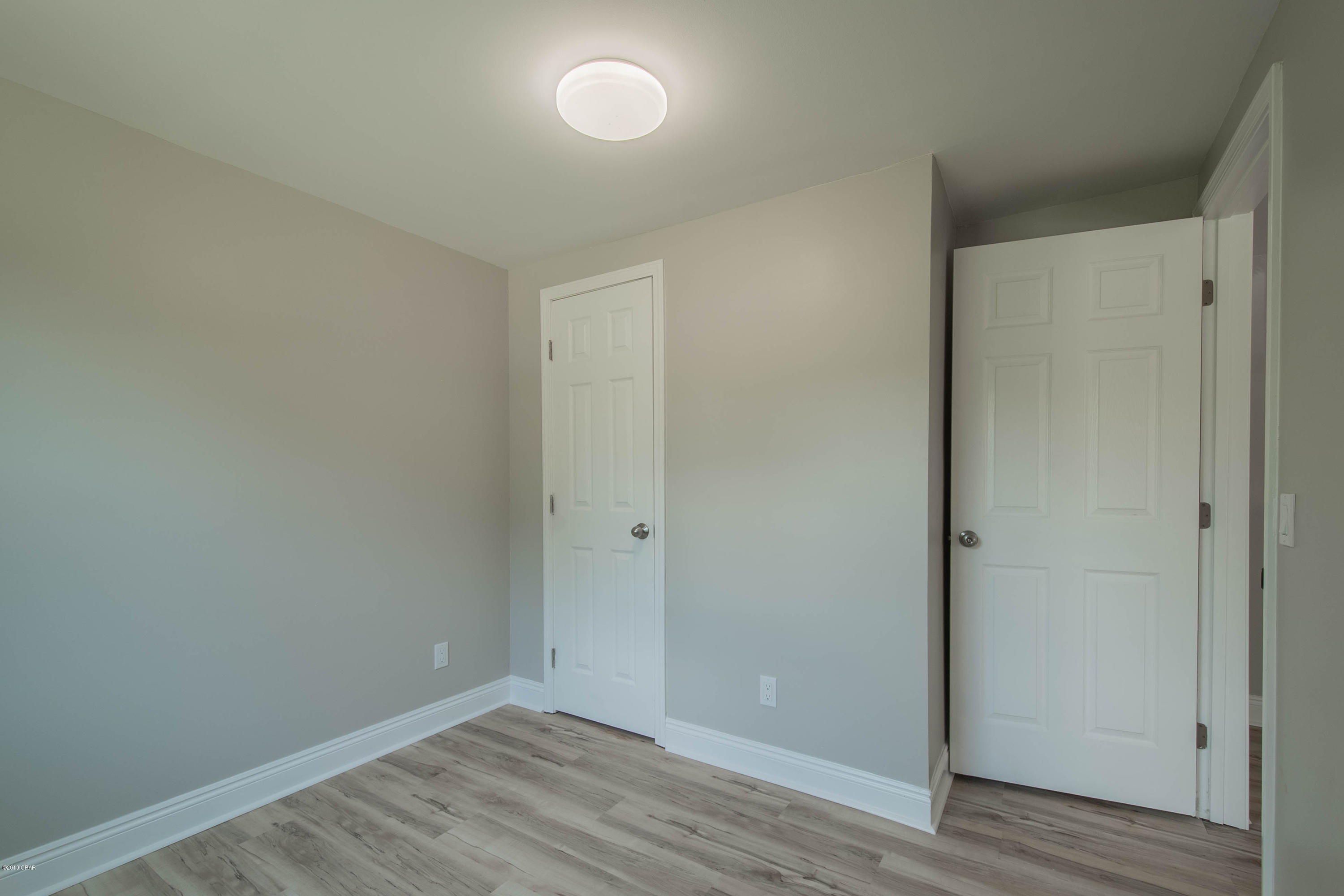 Laguna Beach Estates 7th Add - Residential