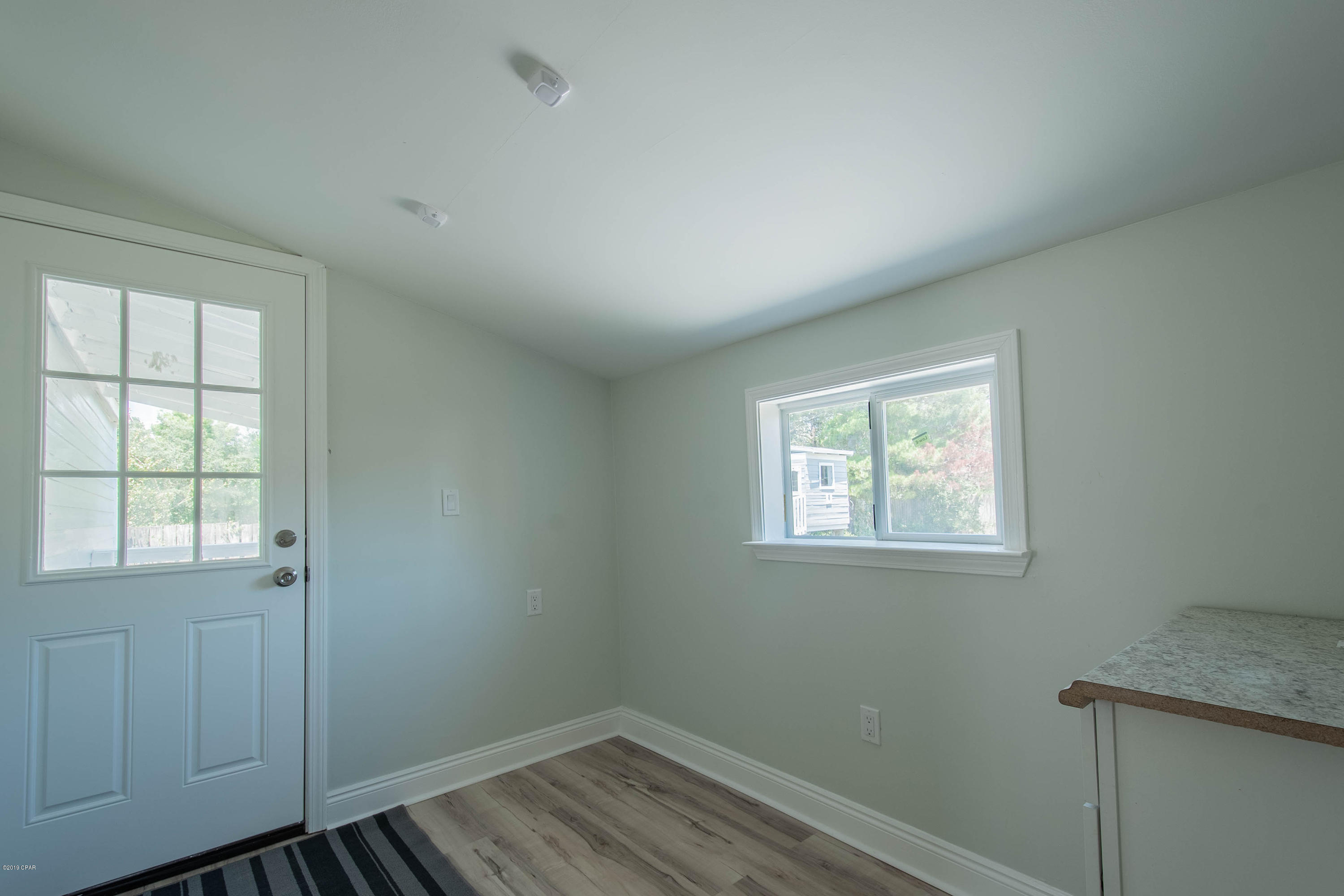 Laguna Beach Estates 7th Add - Residential