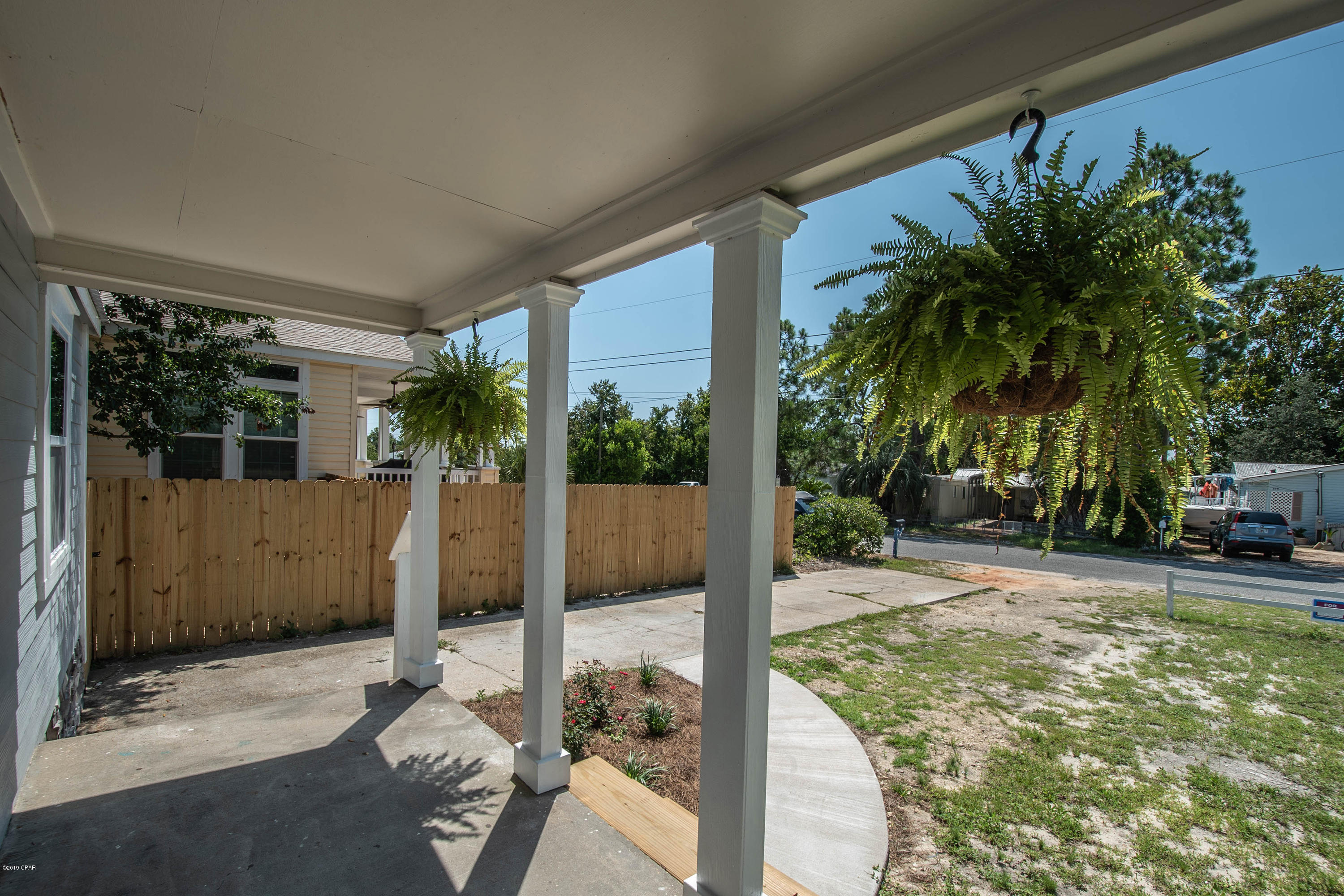 Laguna Beach Estates 7th Add - Residential