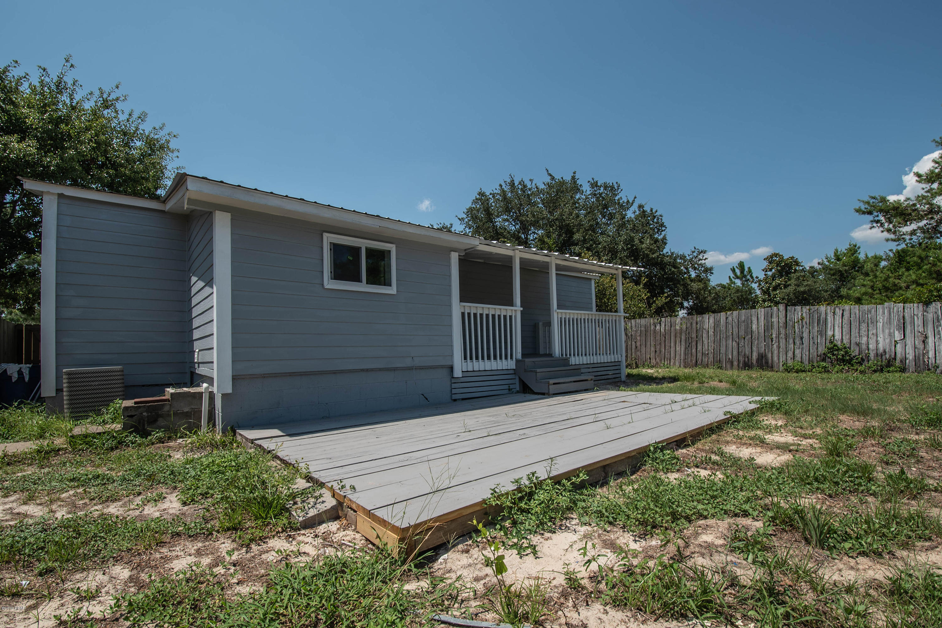 Laguna Beach Estates 7th Add - Residential