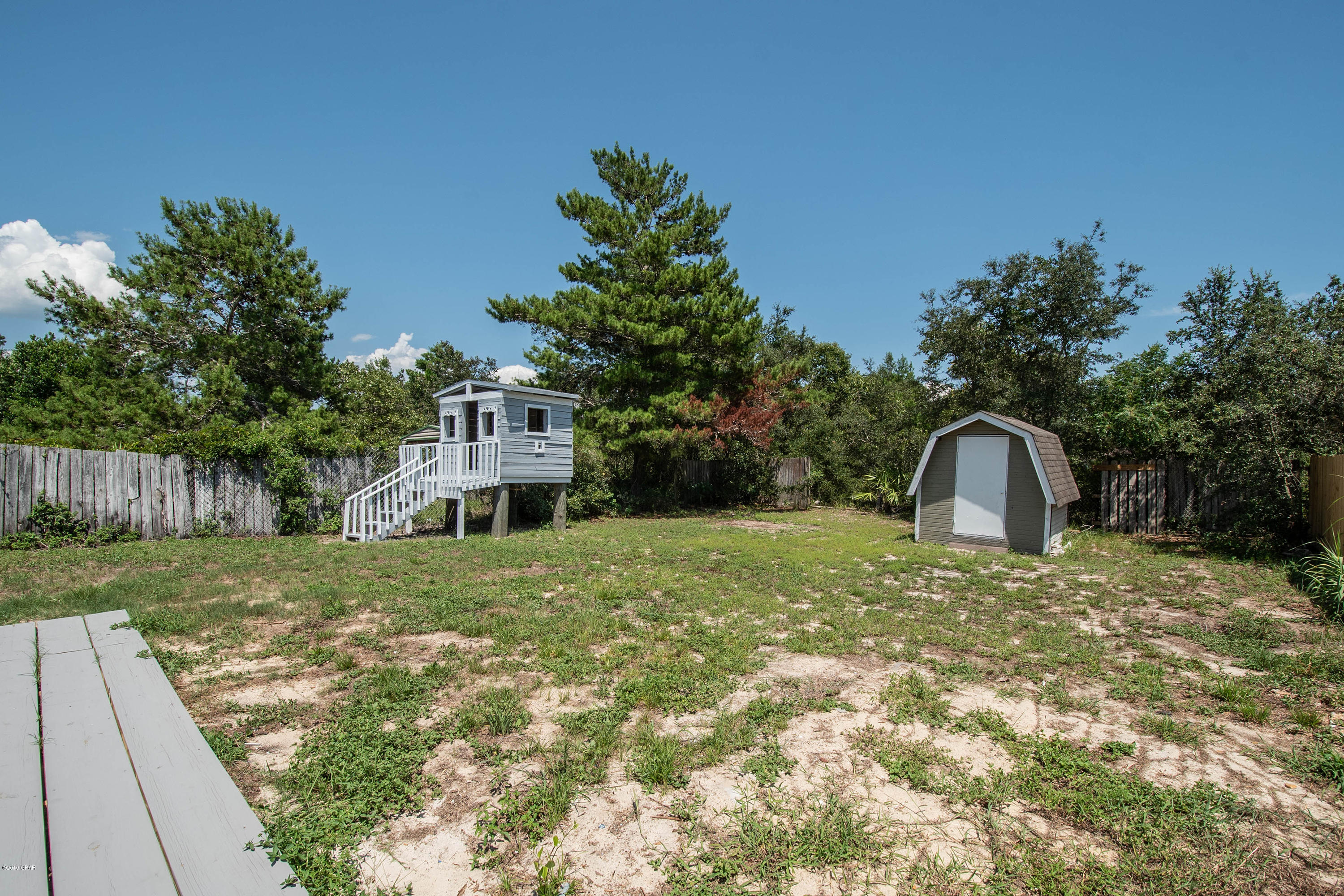 Laguna Beach Estates 7th Add - Residential