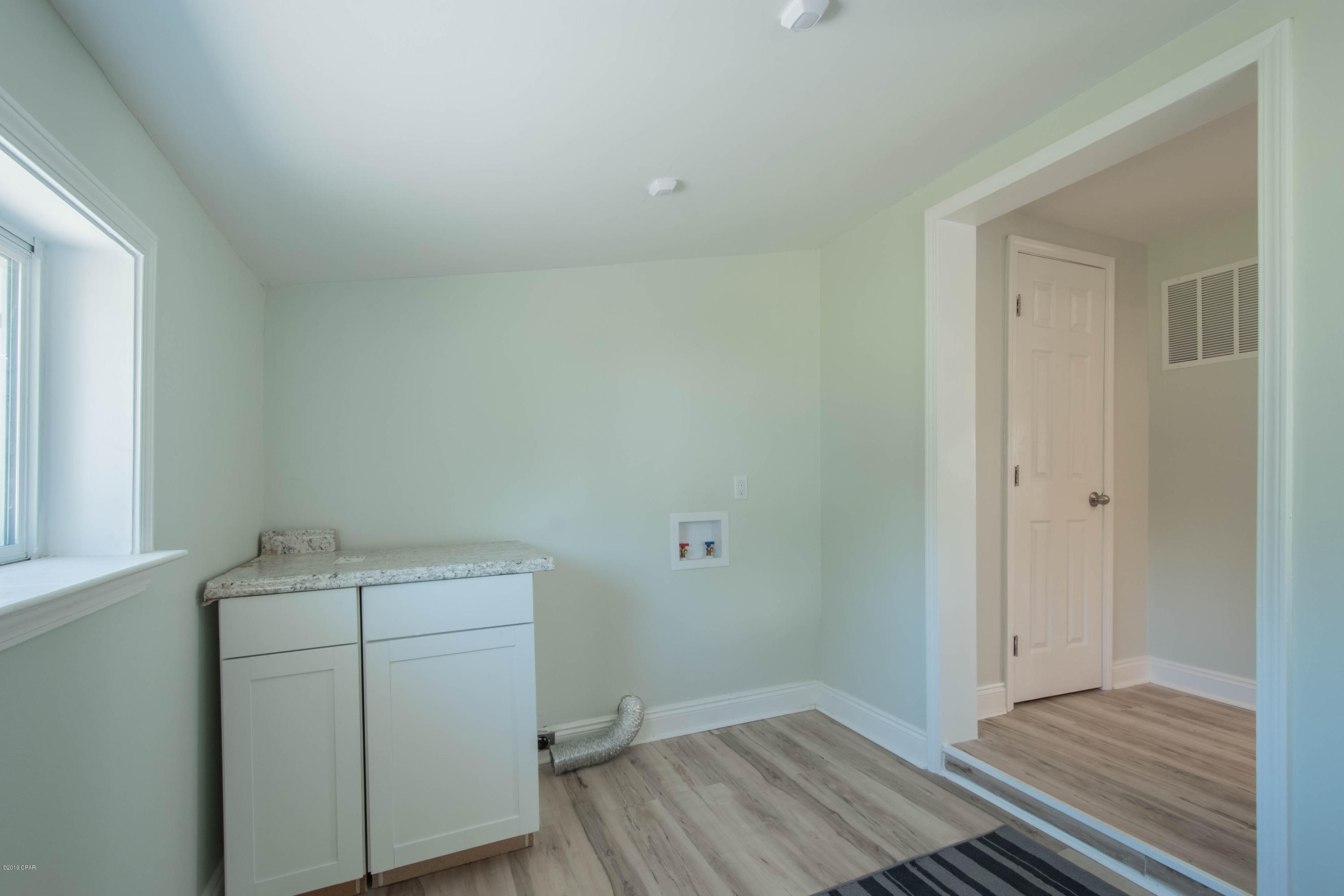 Laguna Beach Estates 7th Add - Residential