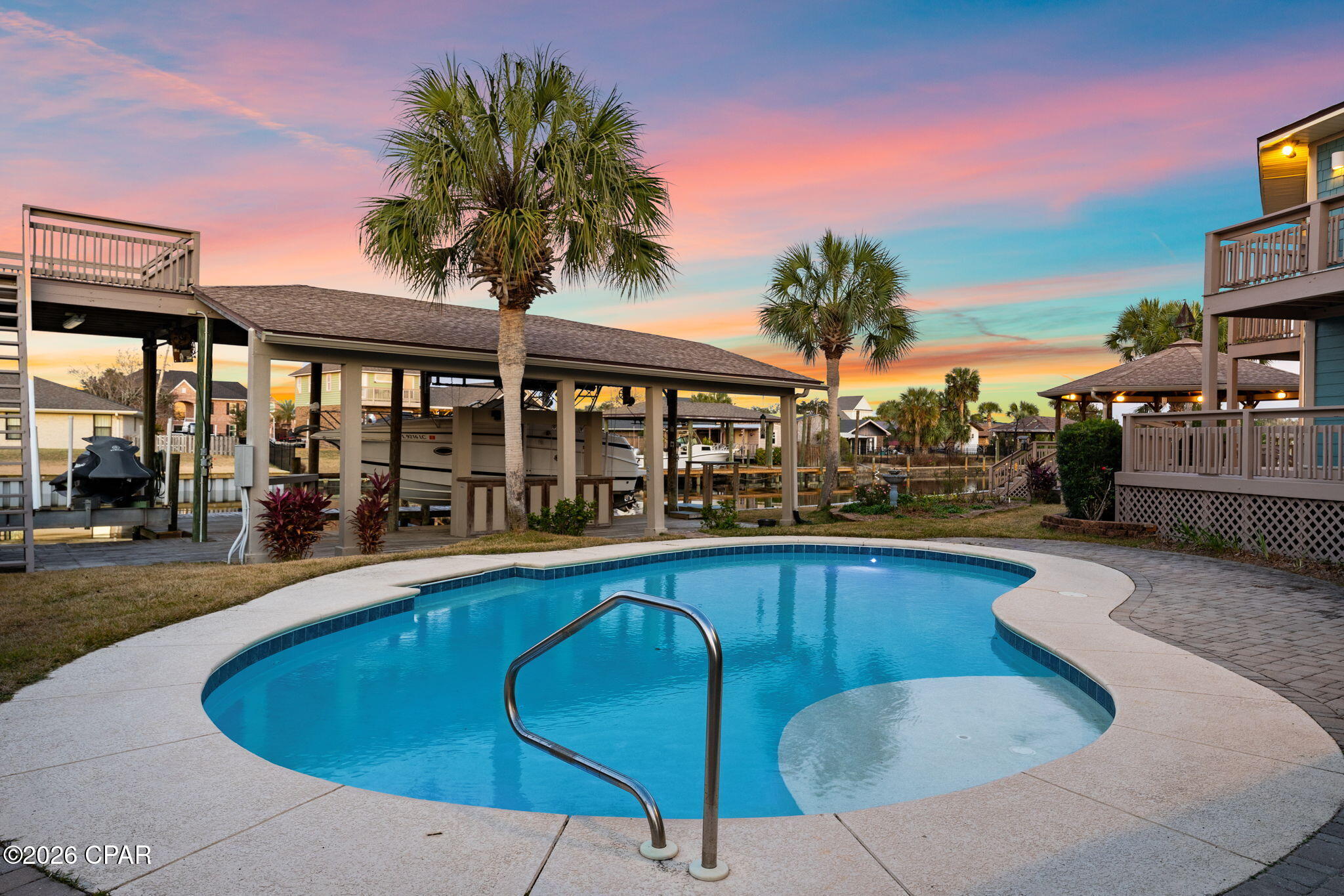 Baywood Shores Estates - Residential