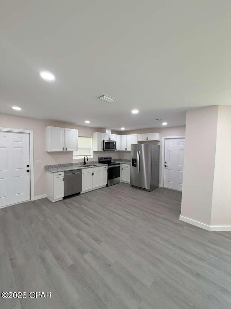 [No Recorded Subdiv] - Residential Lease