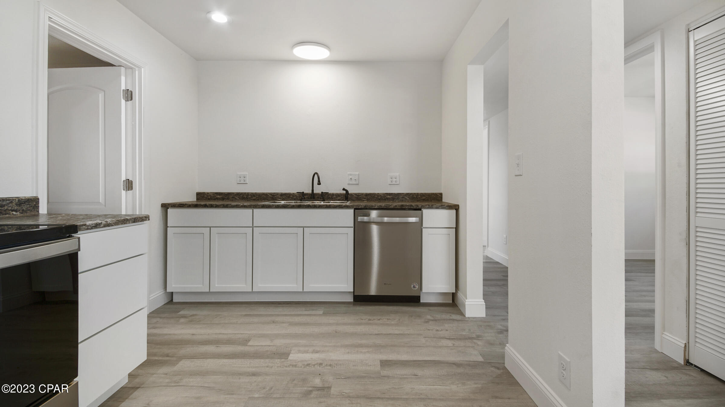 Long Point Park 5th Add - Residential