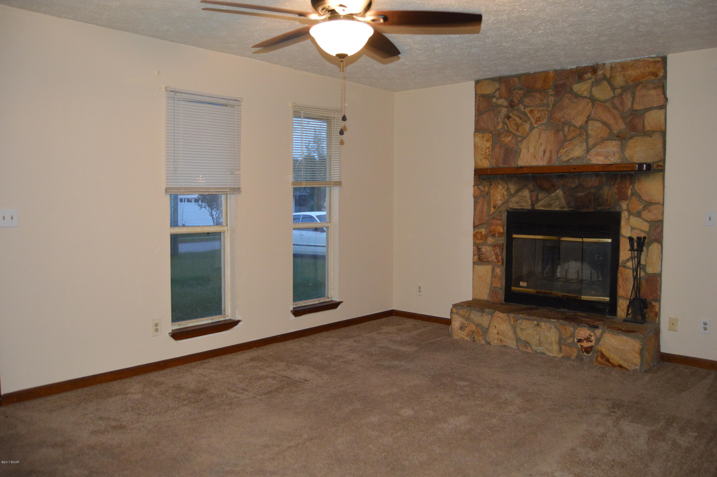 Shadow Bay Unt 3 & 4 - Residential