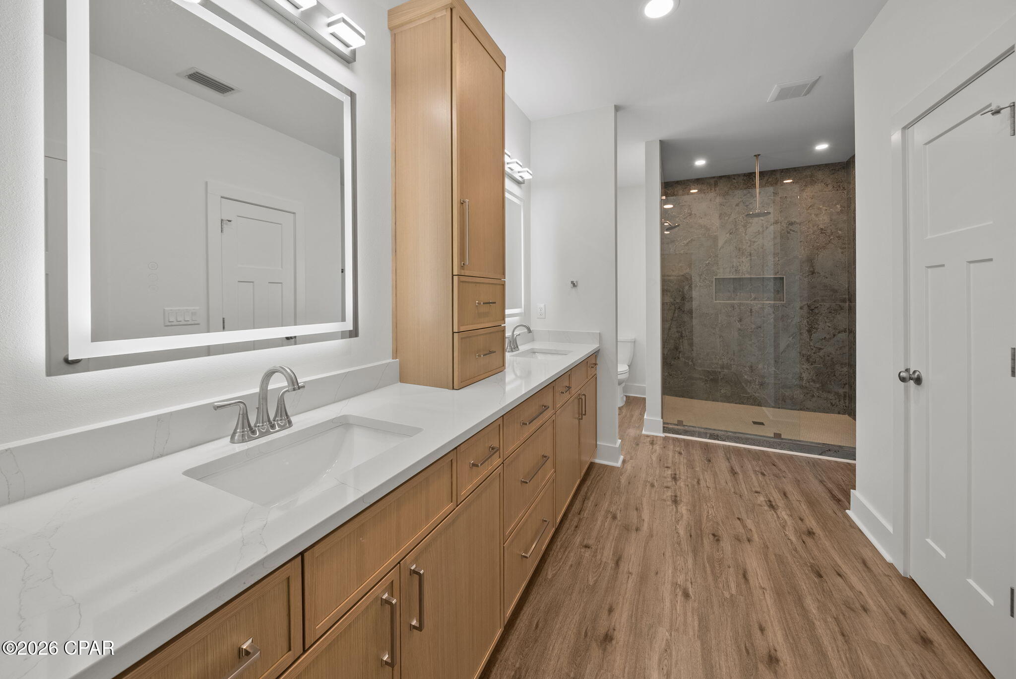 North Lagoon Oaks 5th - Residential