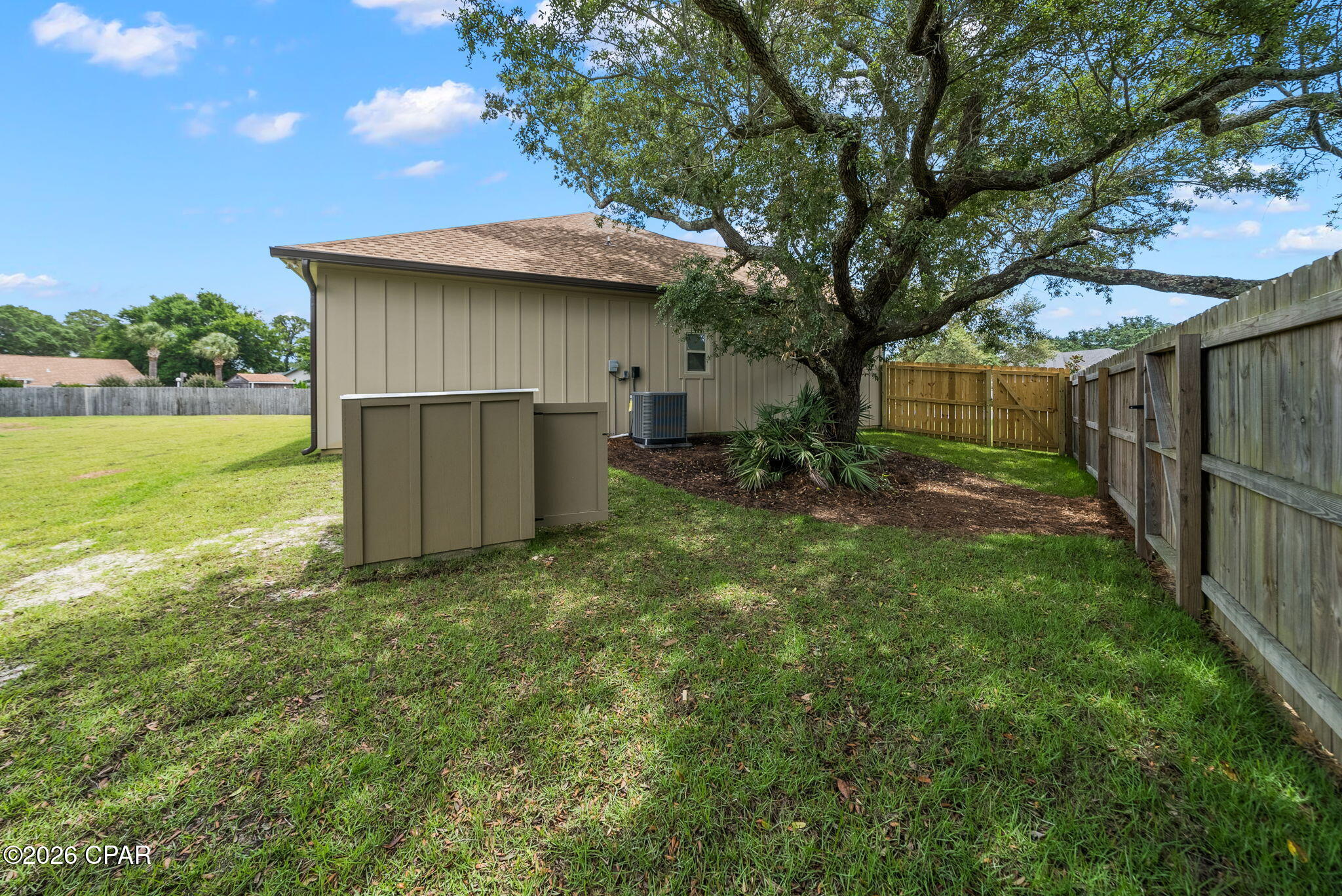 North Lagoon Oaks 5th - Residential