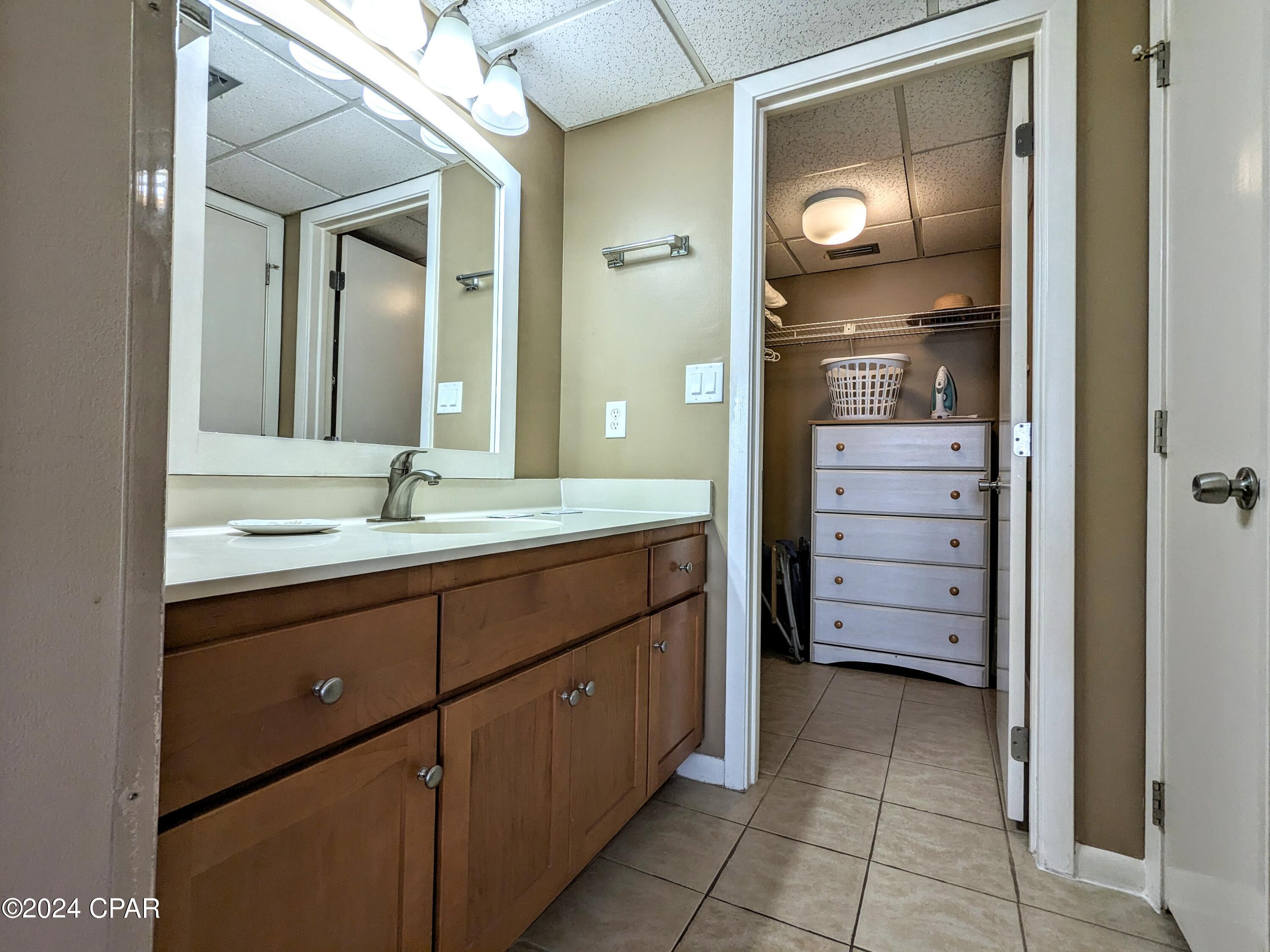 Edgewater Tower II - Residential