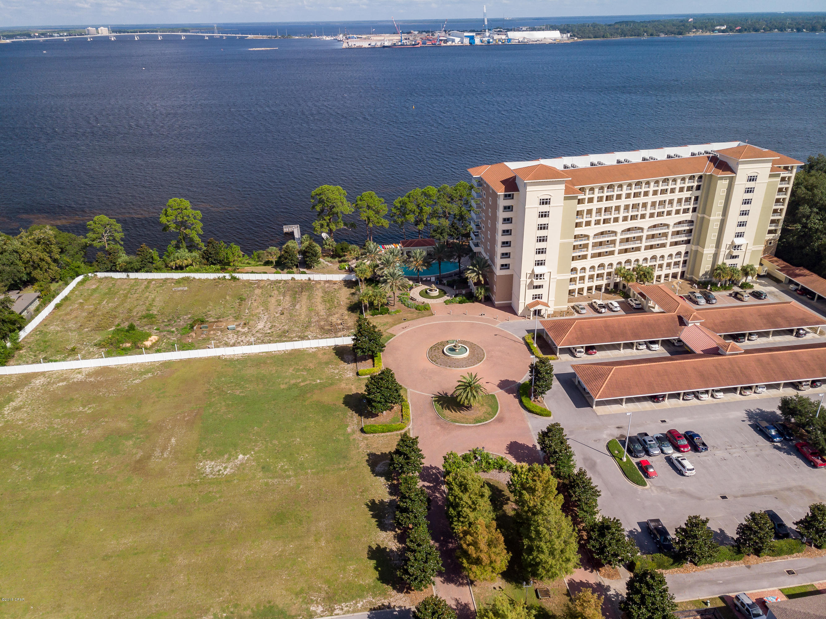 Magnolia Bay Club - Land