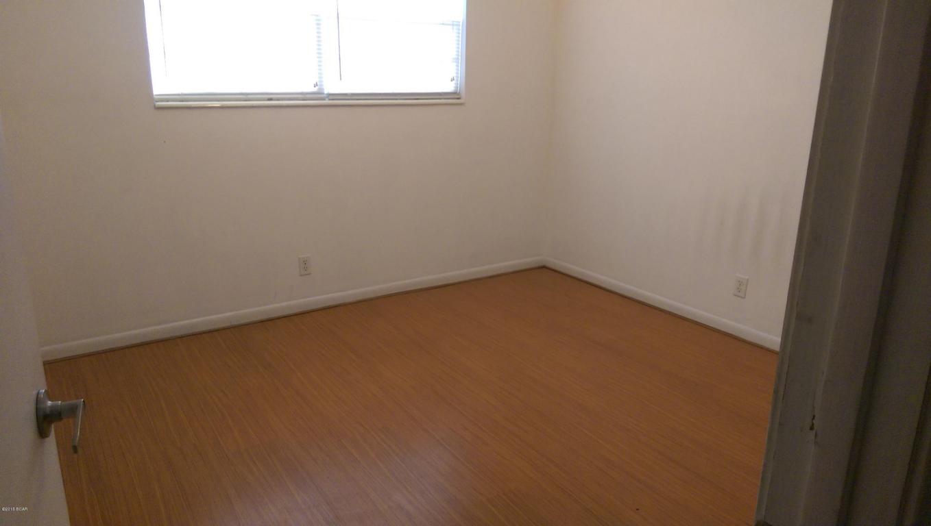 Lannie Rowe Lake Estates U-10 - Residential Lease