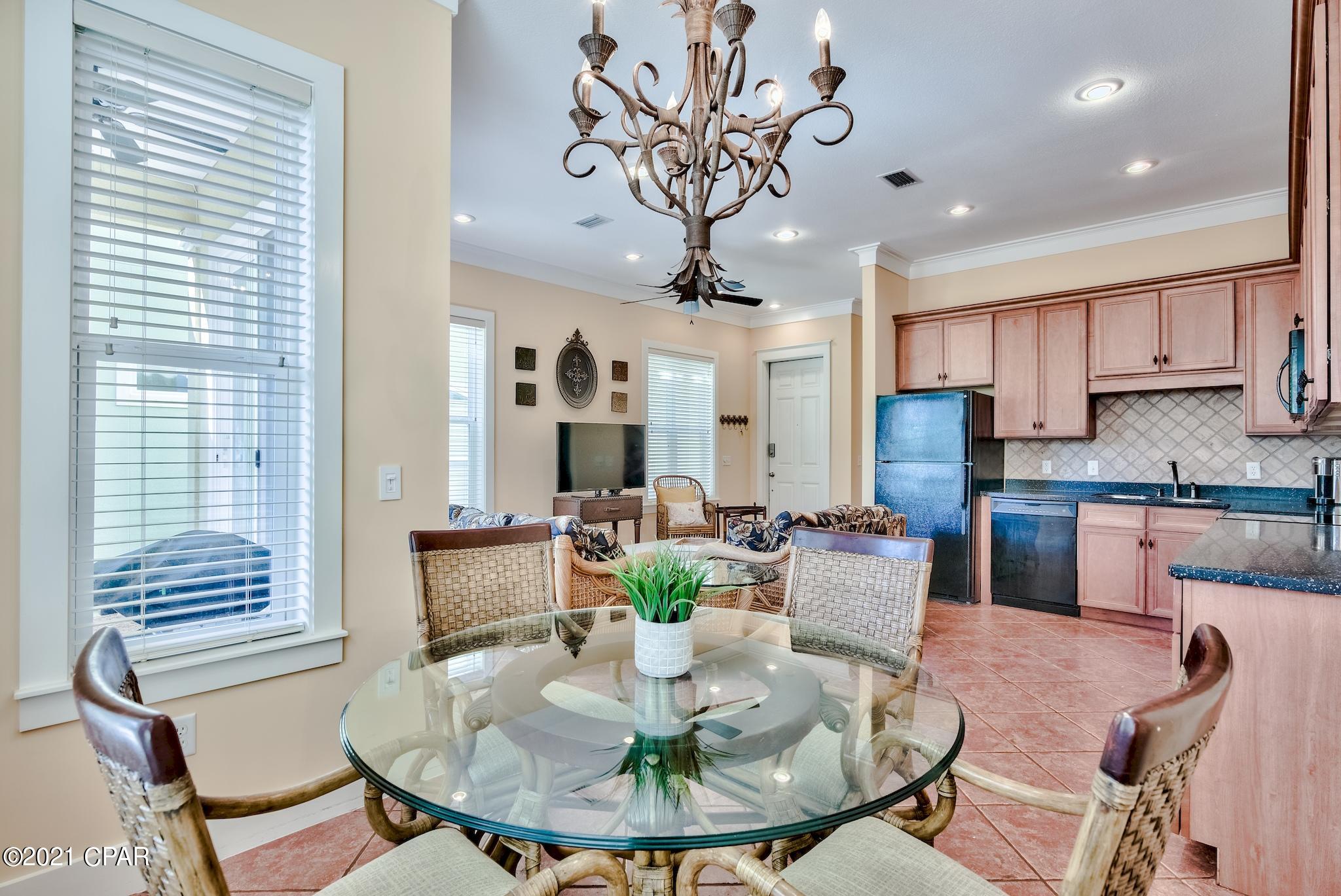 La Valencia Beach Resort - Residential