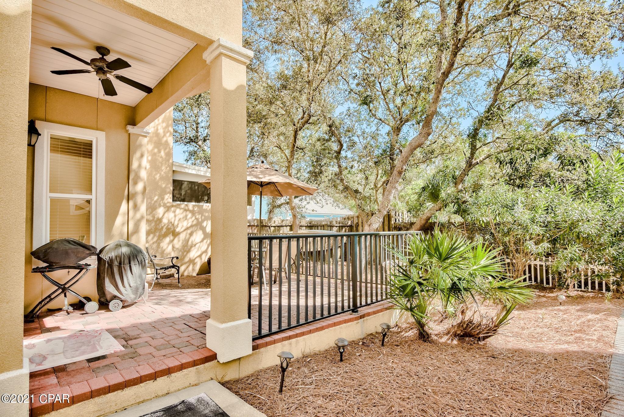 La Valencia Beach Resort - Residential