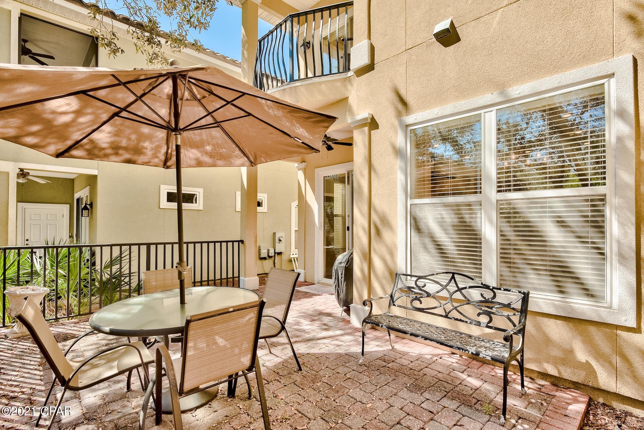 La Valencia Beach Resort - Residential