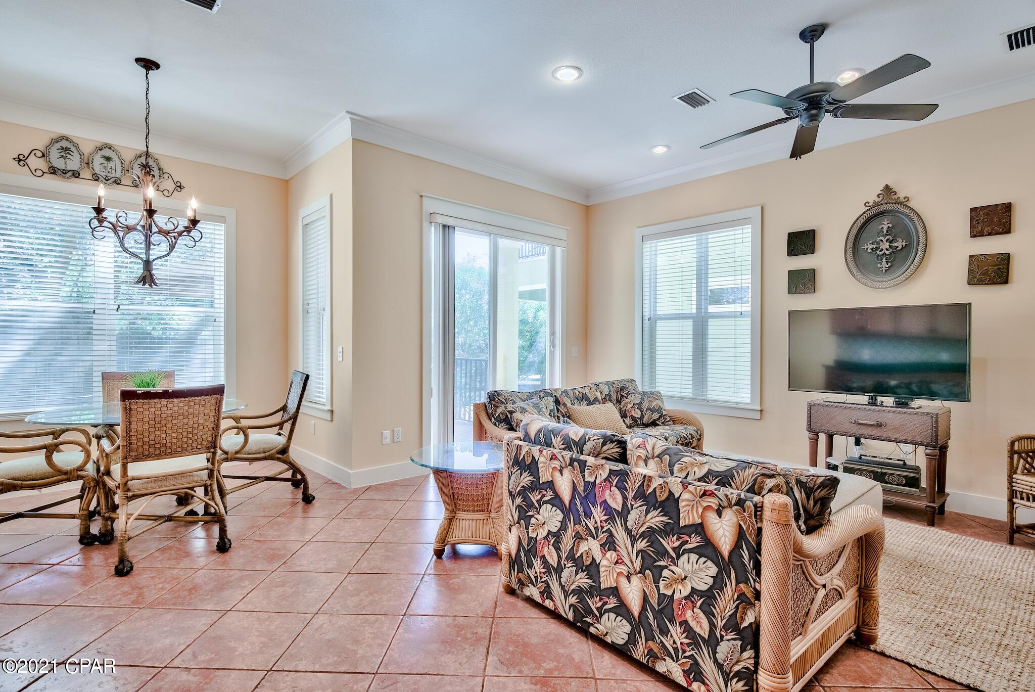 La Valencia Beach Resort - Residential