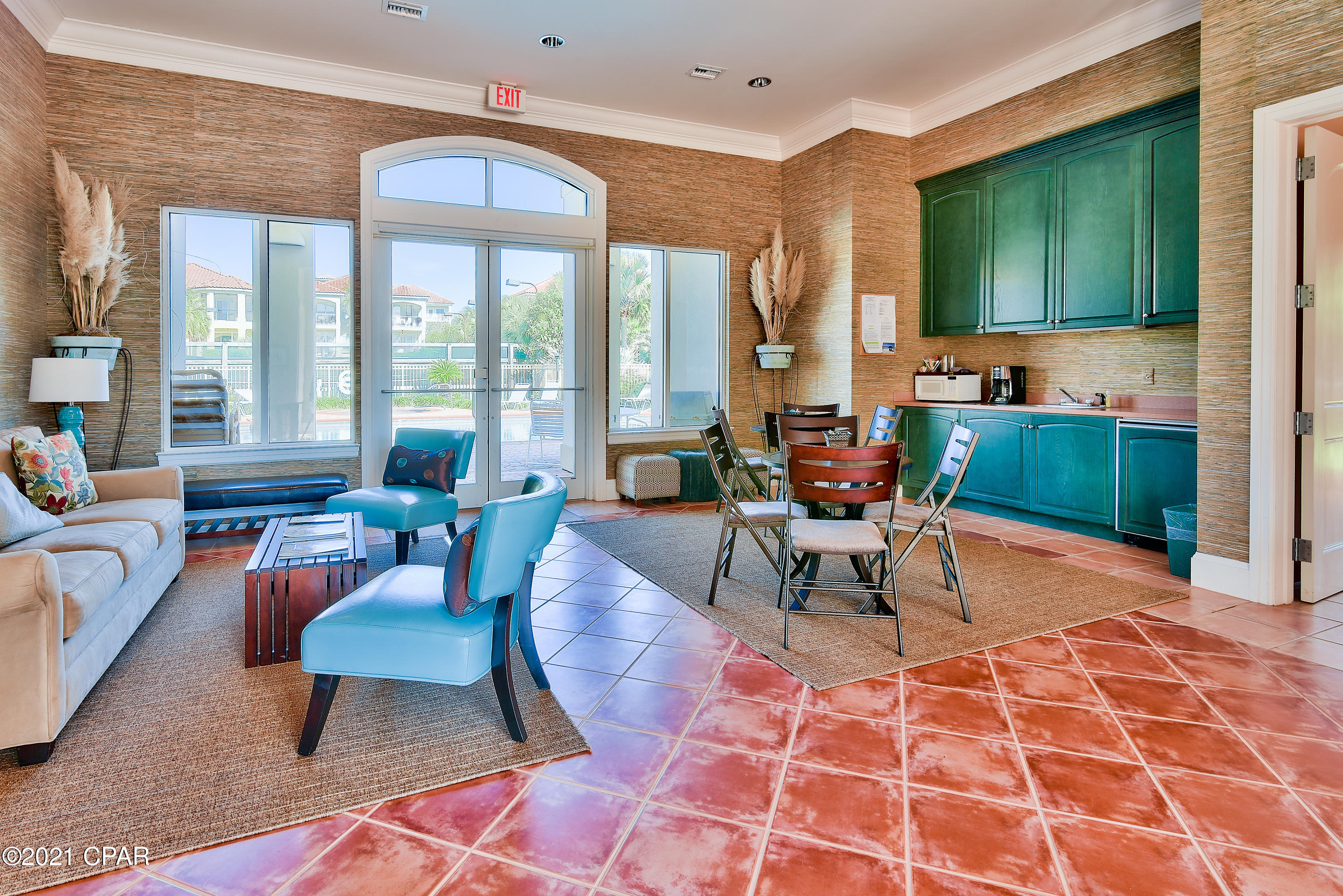 La Valencia Beach Resort - Residential