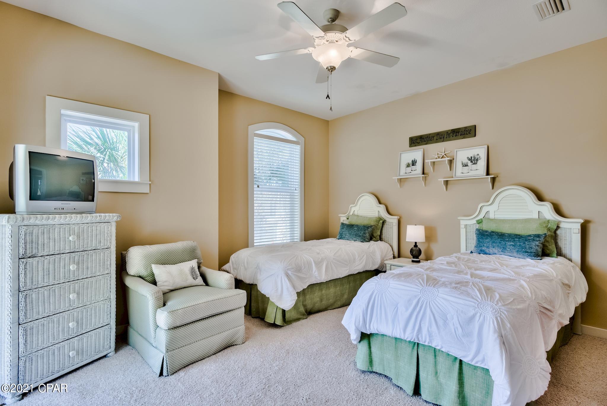 La Valencia Beach Resort - Residential