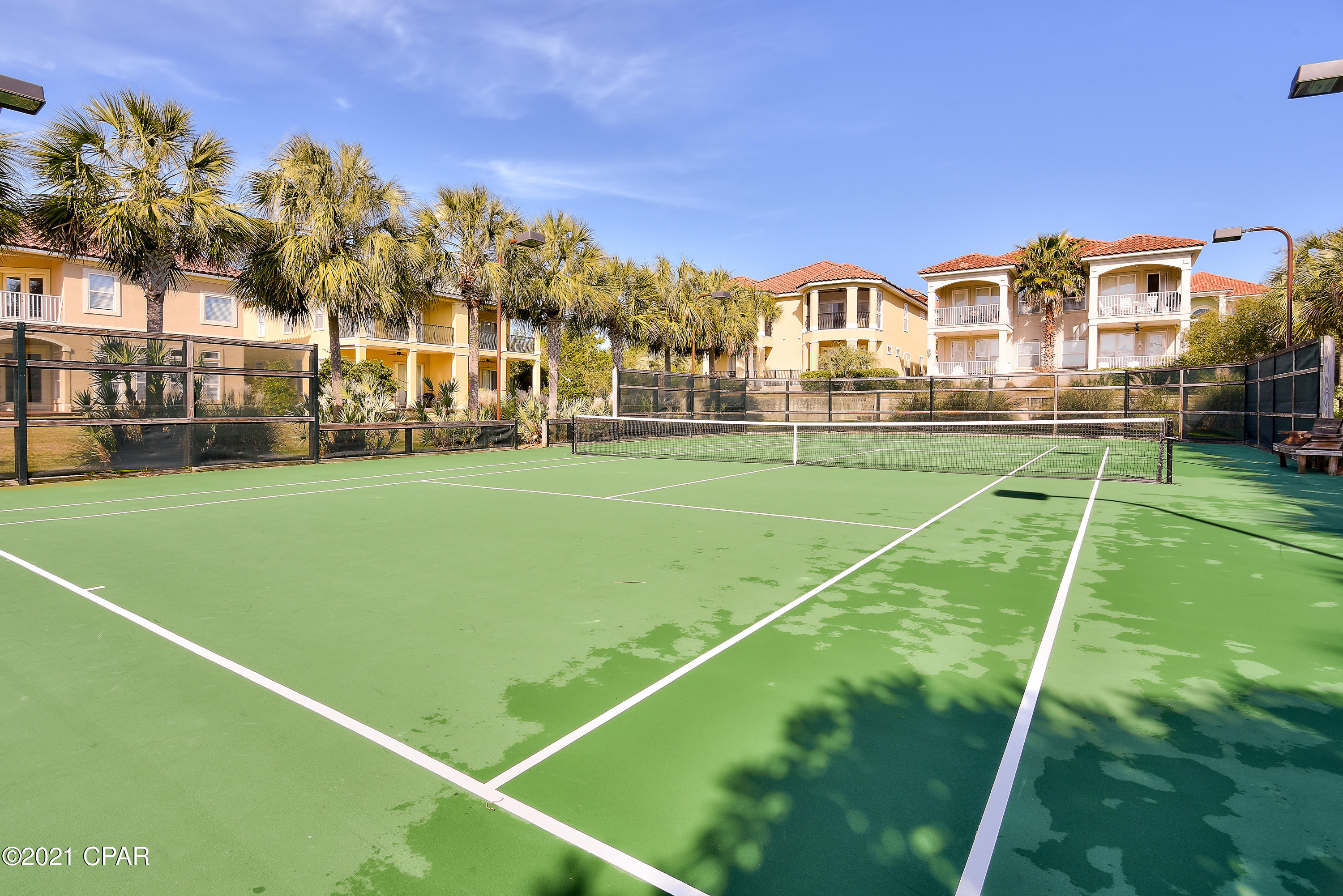 La Valencia Beach Resort - Residential