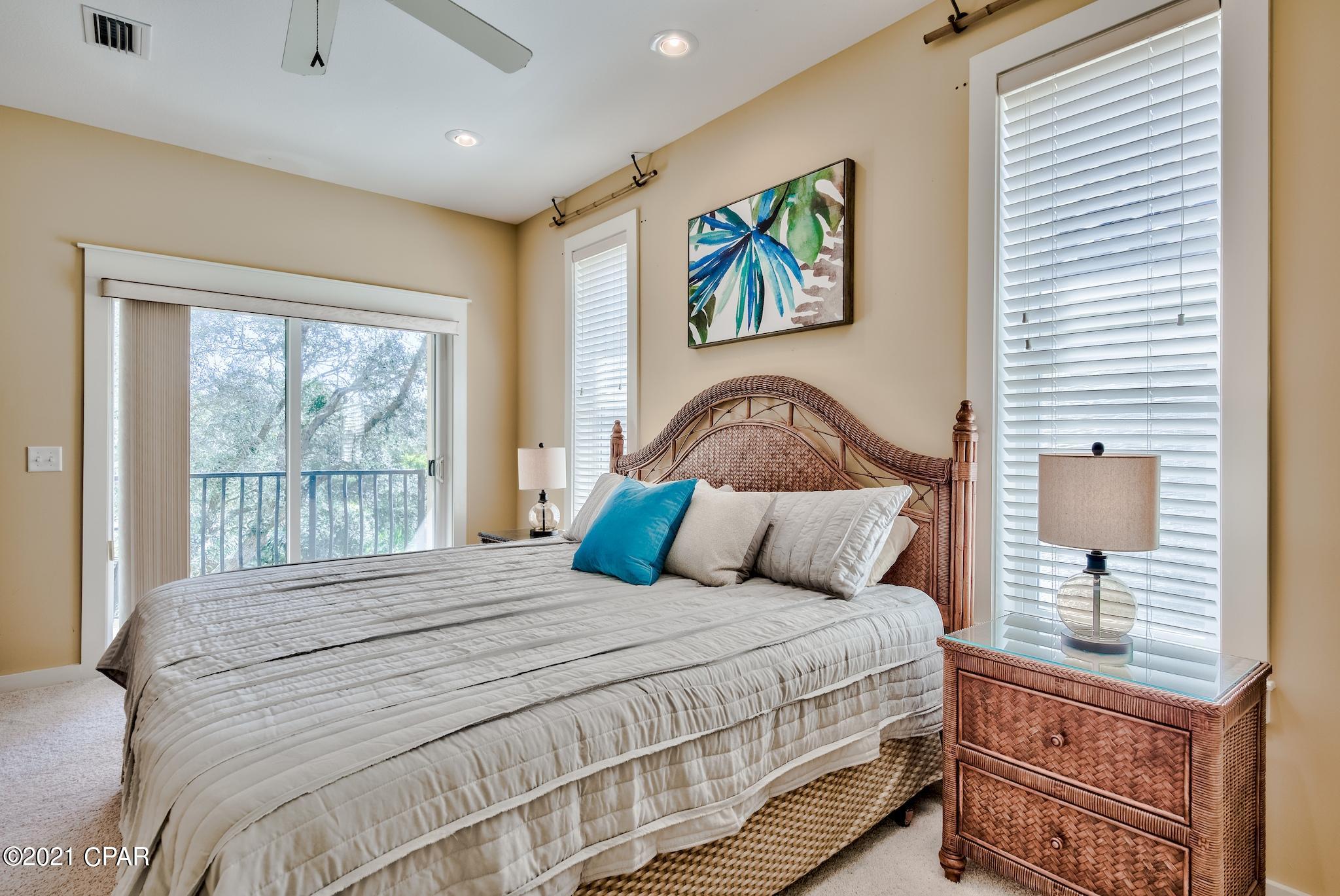 La Valencia Beach Resort - Residential