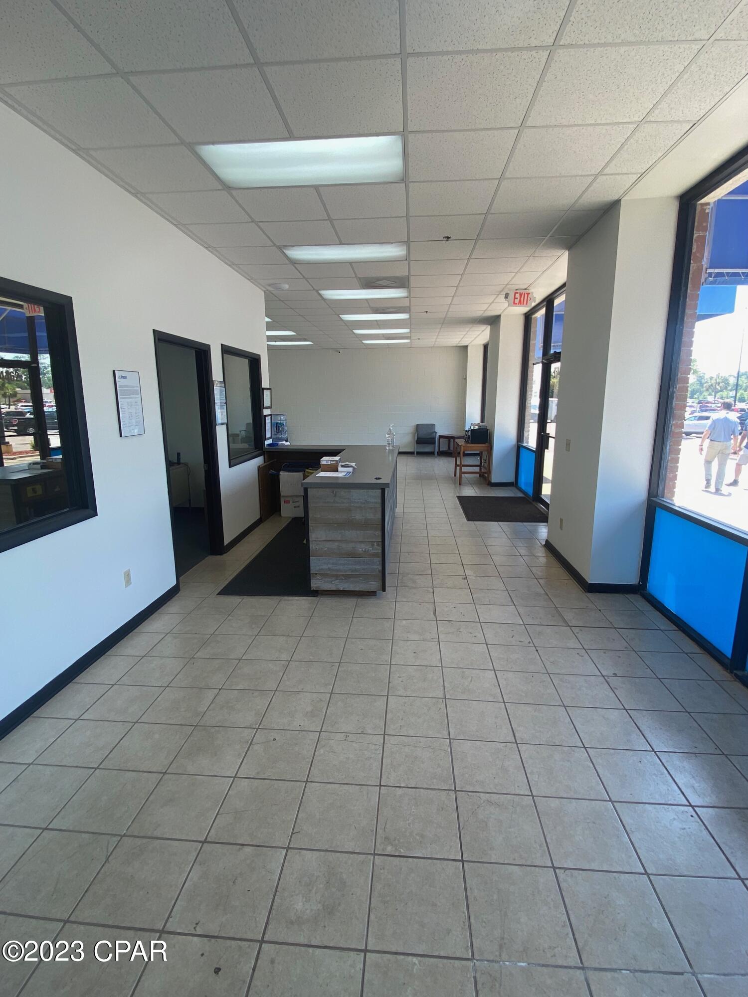 [No Recorded Subdiv] - Commercial Sale