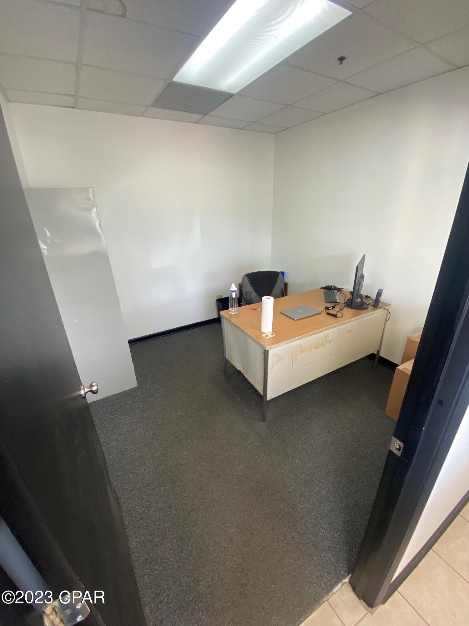 [No Recorded Subdiv] - Commercial Sale