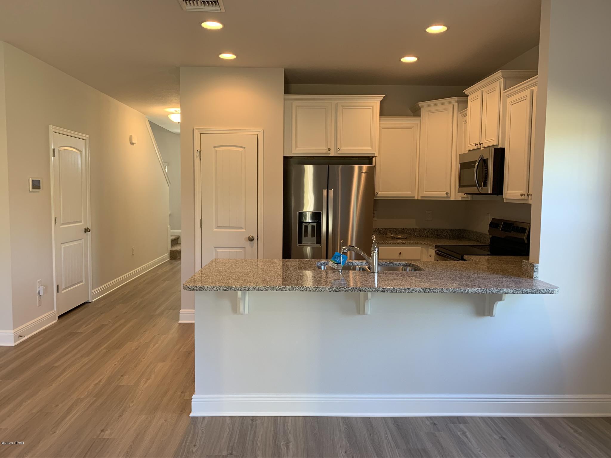 Hathaway Townhomes - Residential Lease