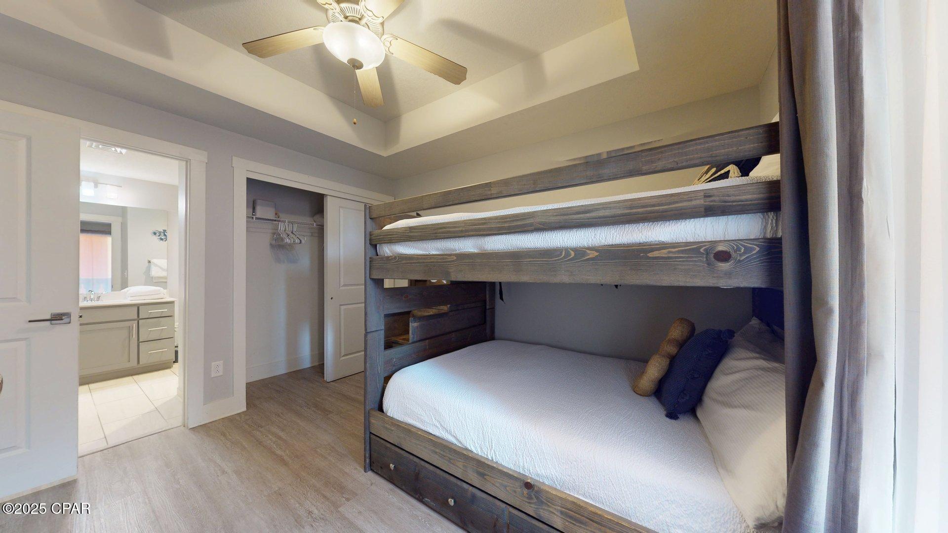 Calypso Towers III - Residential