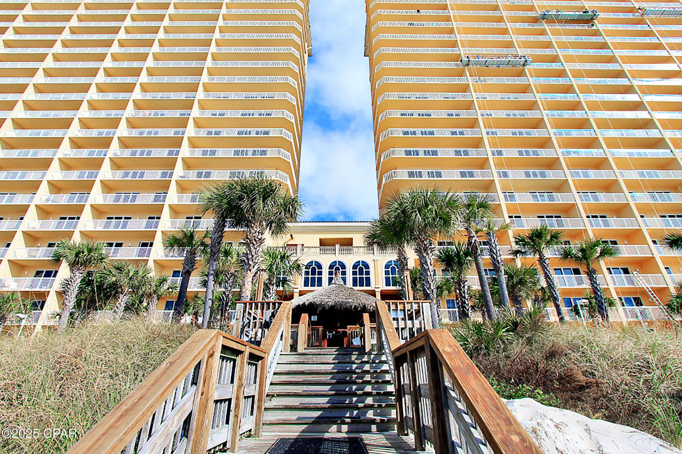 Calypso Towers III - Residential