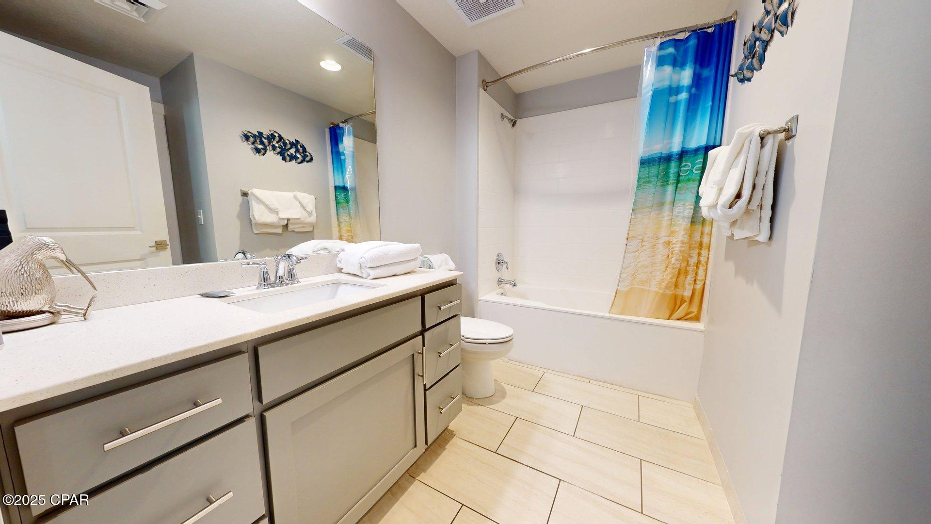 Calypso Towers III - Residential