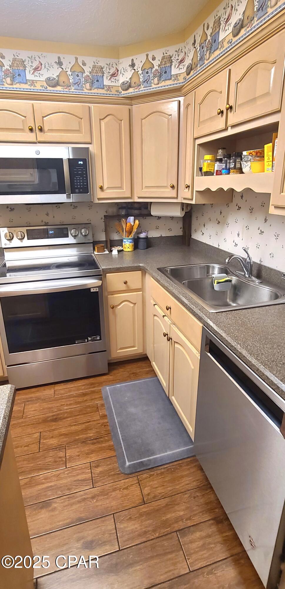 Venetian Villa 3rd Add - Residential