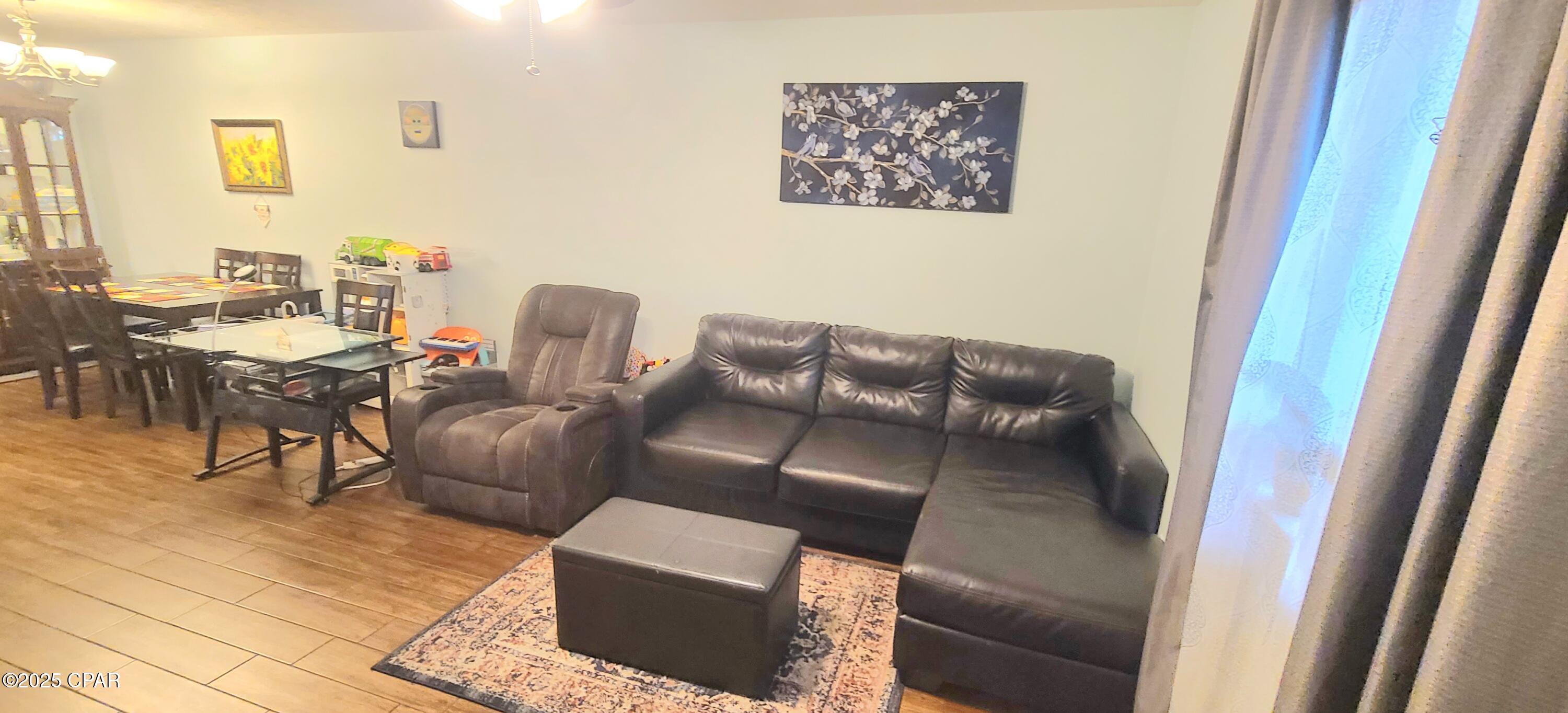 Venetian Villa 3rd Add - Residential