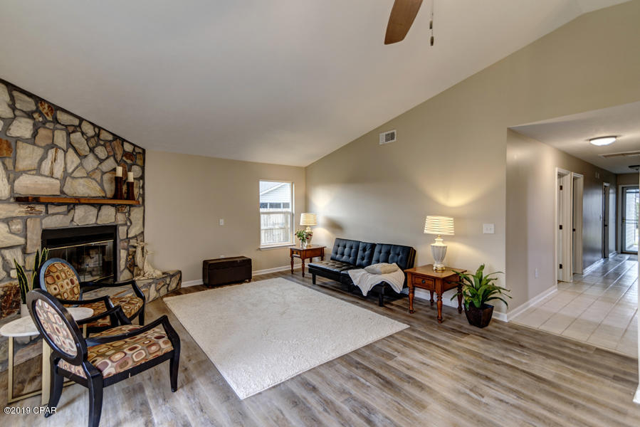 Shadow Bay Unt 3 & 4 - Residential