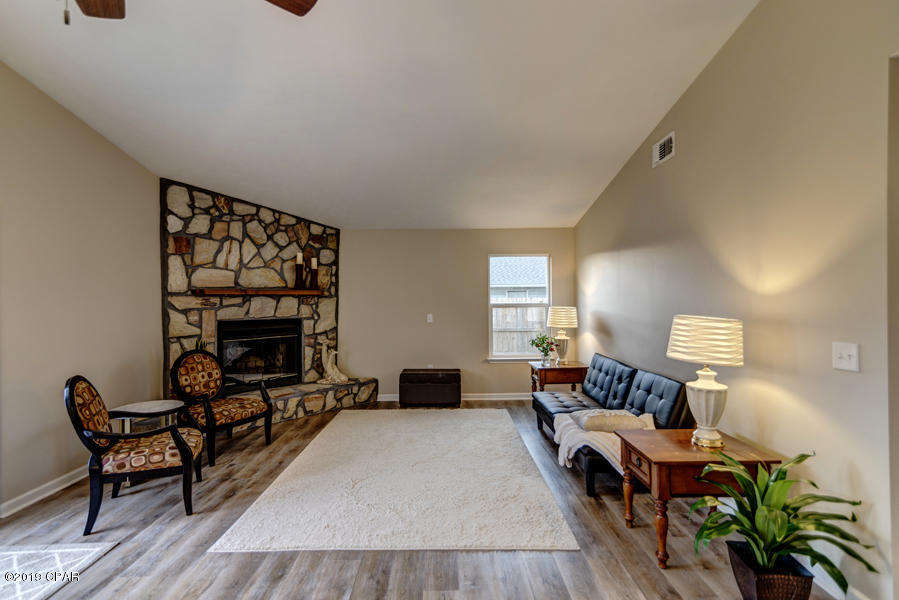 Shadow Bay Unt 3 & 4 - Residential