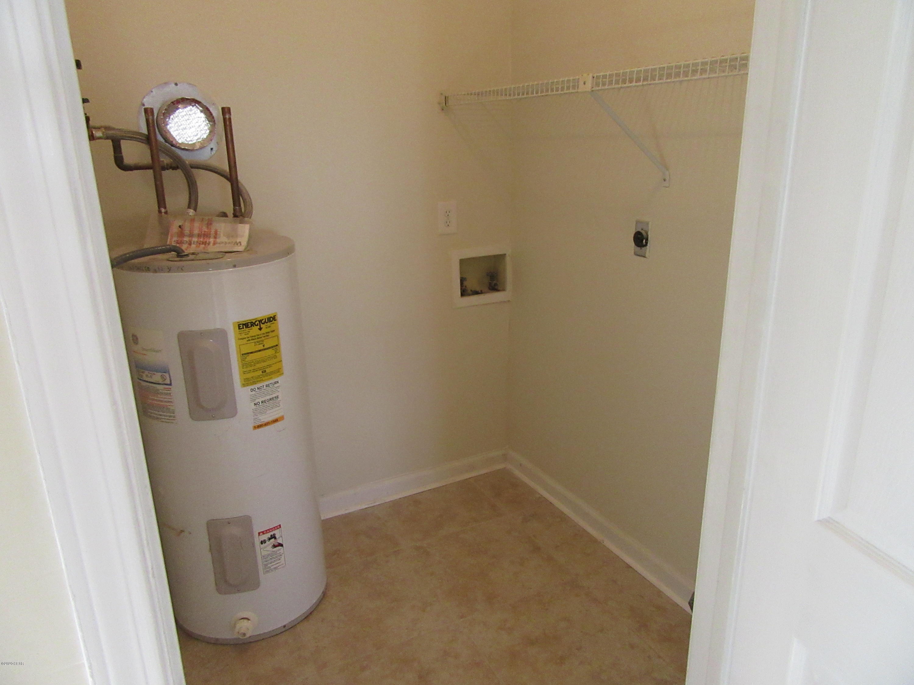 [No Recorded Subdiv] - Residential Lease