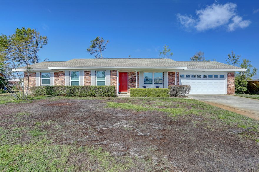 CURRENTLY UNDER CONTRACT, SELLER ACCEPTING BACKUP OFFERS

Adorable Ranch-style home in highly desirable neighborhood just off 23rd St. You will feel right at home in this cozy, well taken care of space adorned with wood flooring, 2 living areas and a large back yard. A/C was replaced in 2007. Windows were replaced in 2016. Well pump for irrigation system is 7 years old. Transferable termite bond. No flood insurance required! All sizes and measurements are approximate and should be verified.