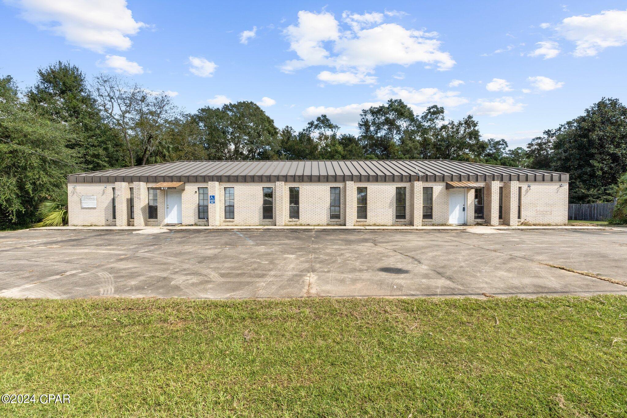 [No Recorded Subdiv] - Commercial Sale