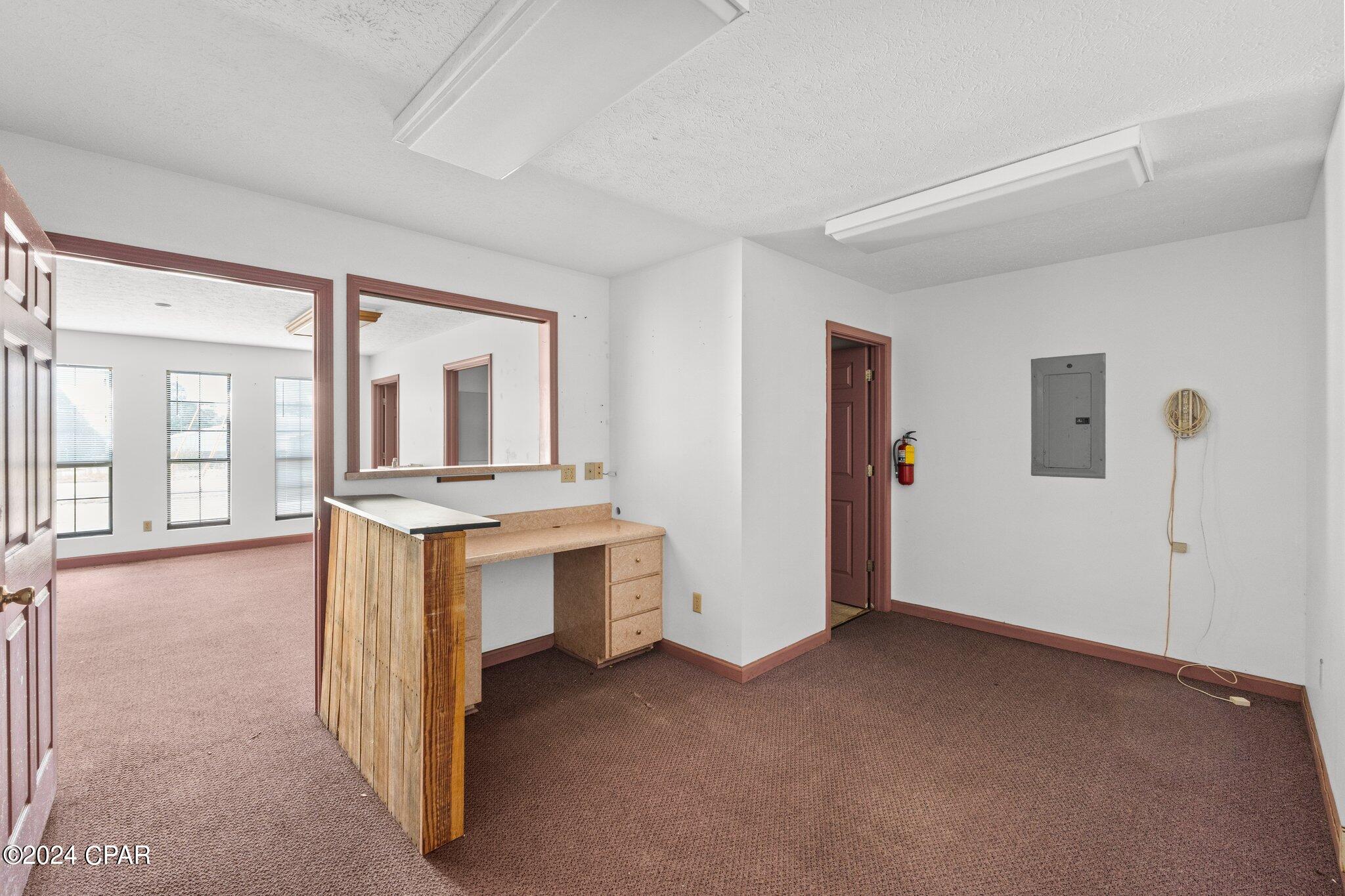 [No Recorded Subdiv] - Commercial Sale