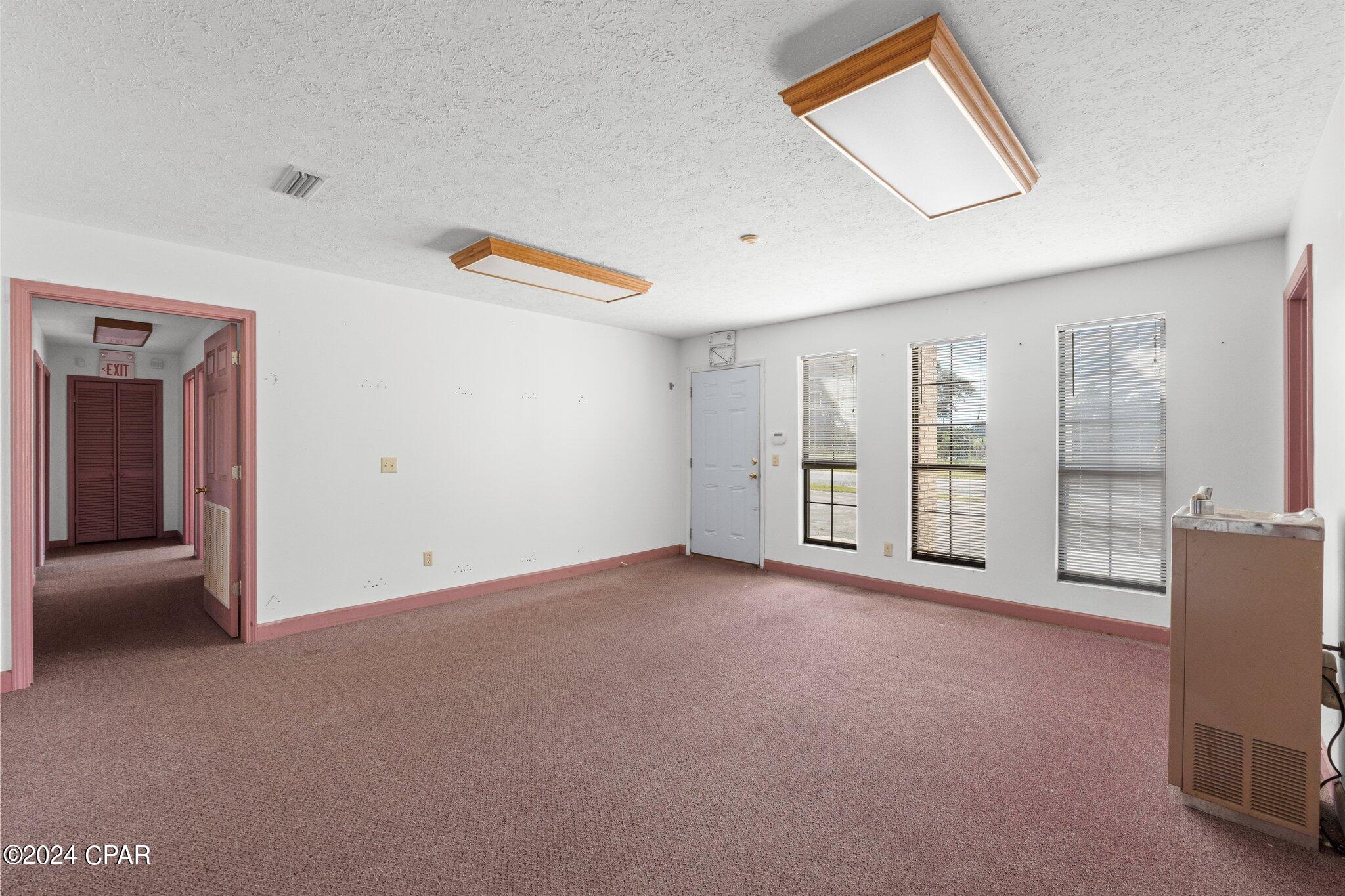 [No Recorded Subdiv] - Commercial Sale