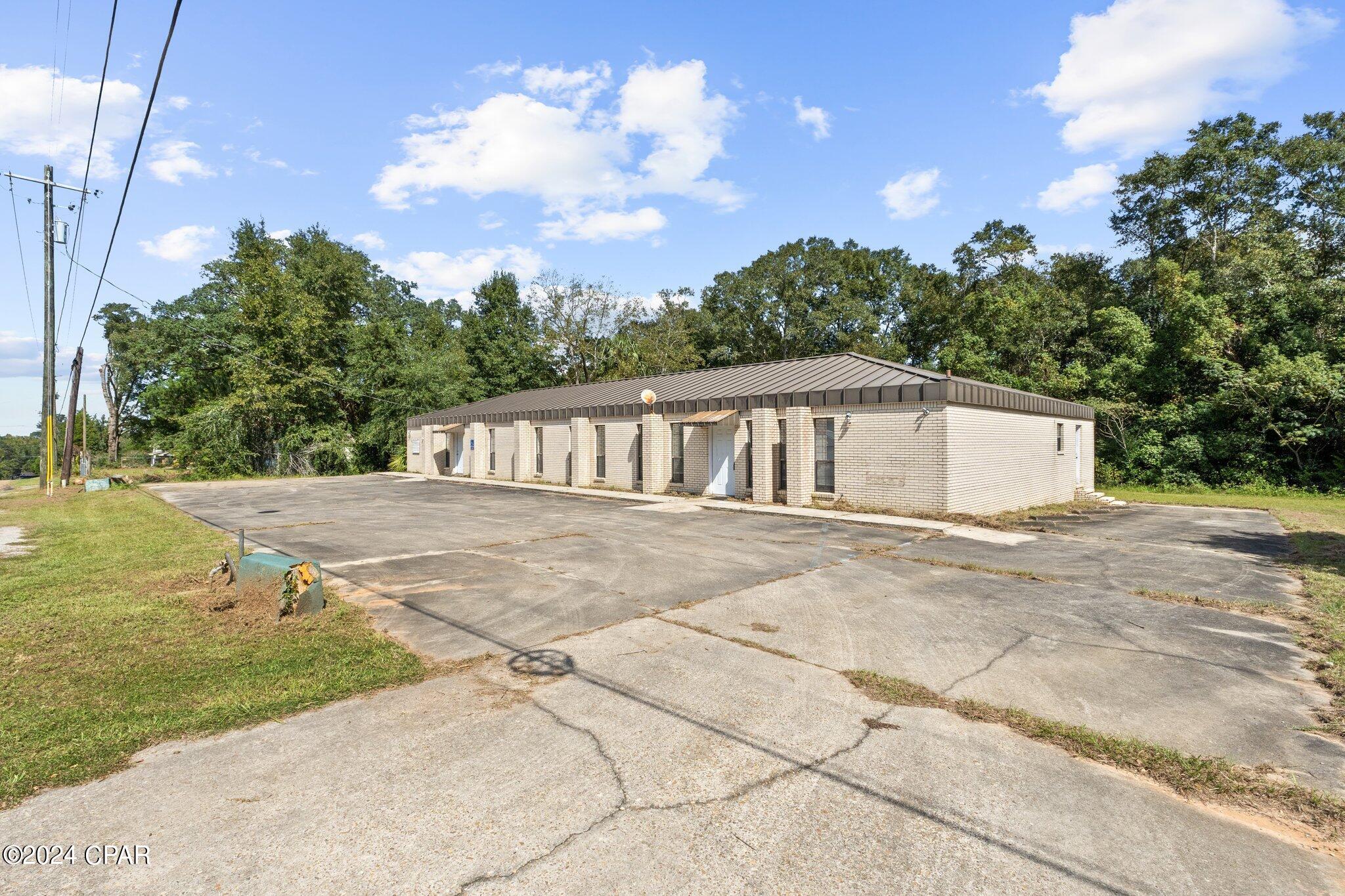 [No Recorded Subdiv] - Commercial Sale