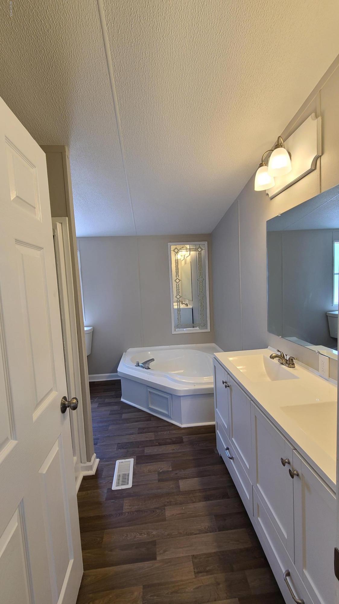 Sweetwater Village S Ph I - Residential