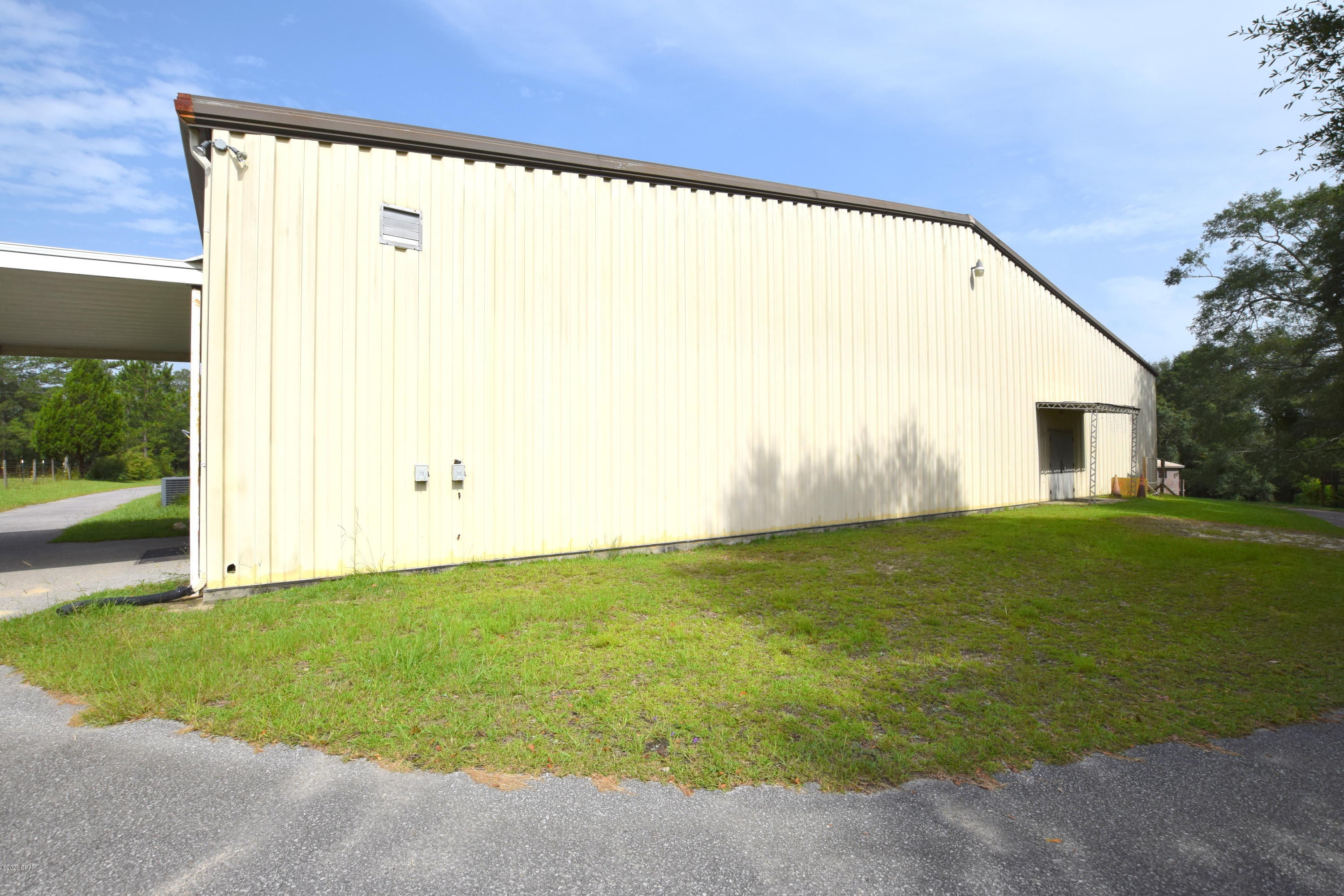 [No Recorded Subdiv] - Commercial Sale