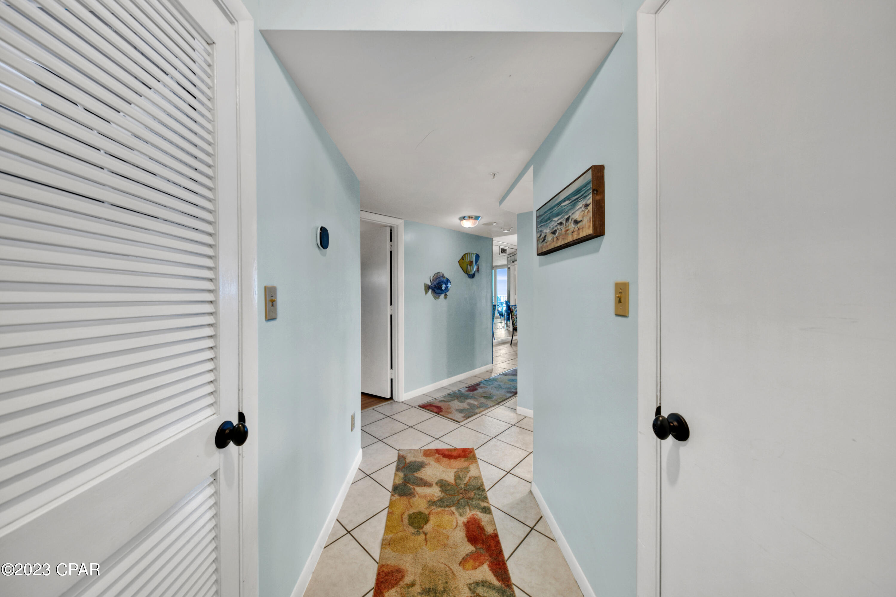 Summerhouse Condo. - Residential