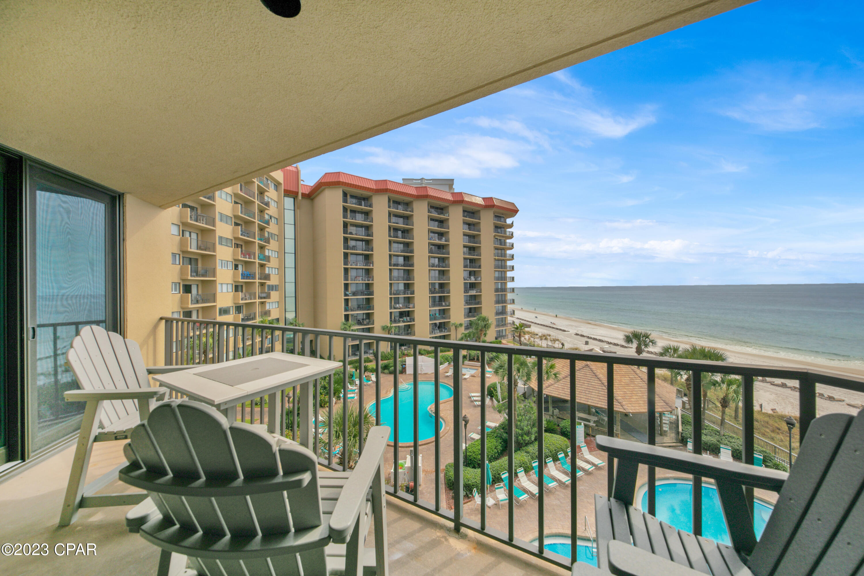 Summerhouse Condo. - Residential