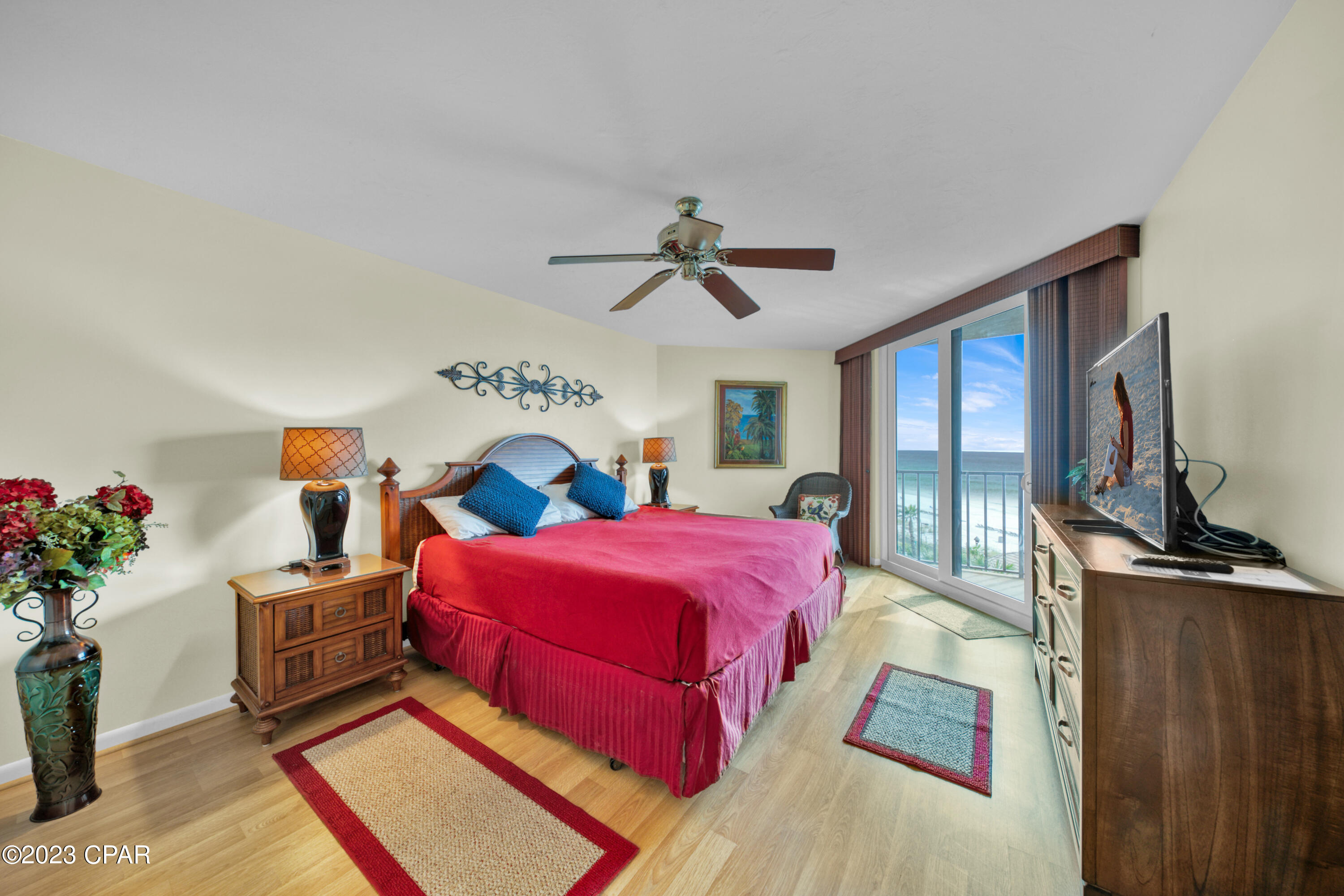 Summerhouse Condo. - Residential